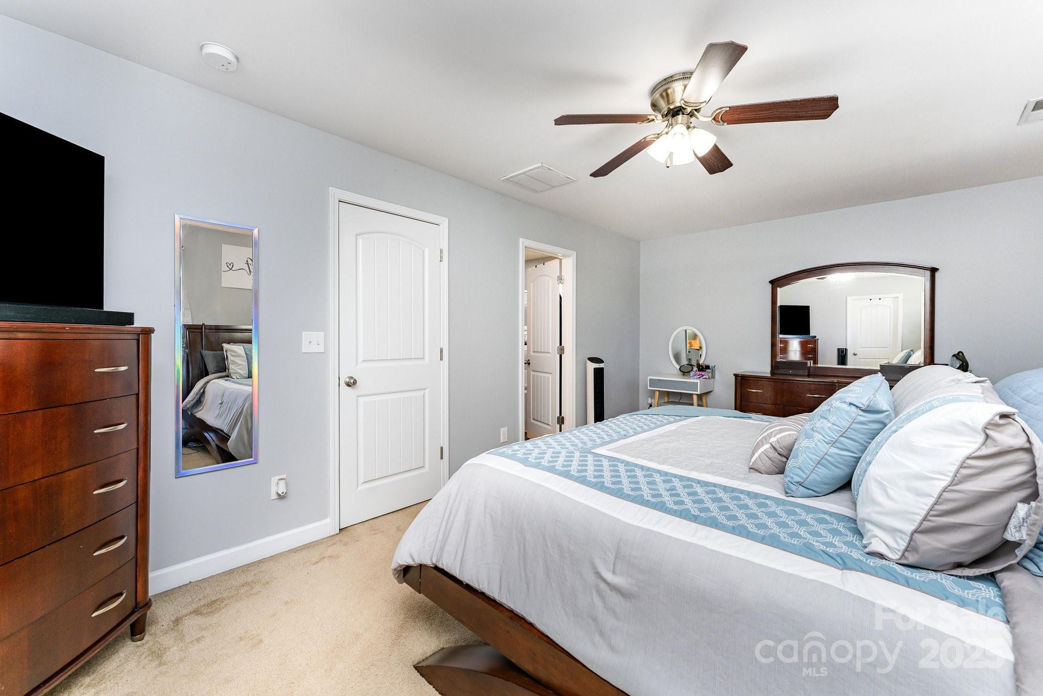 403 Knothole Lane