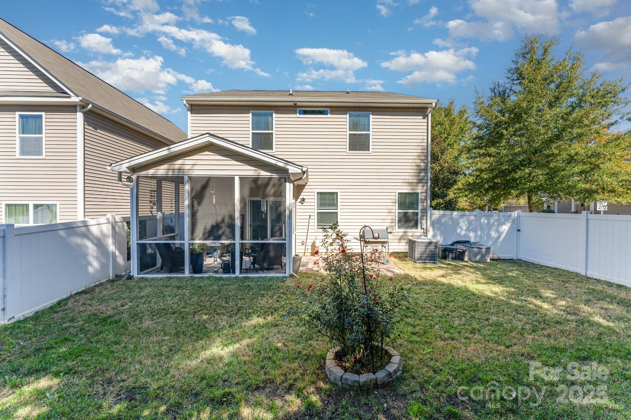 403 Knothole Lane