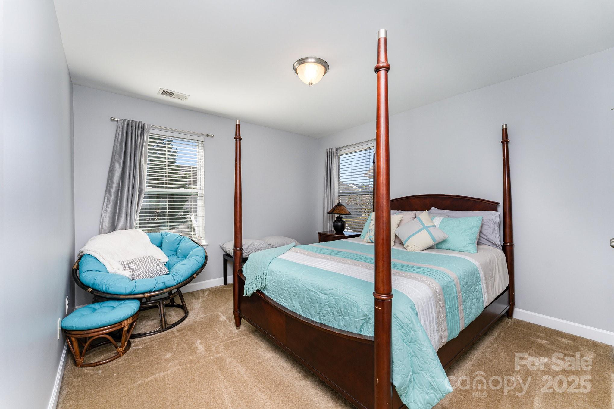 403 Knothole Lane