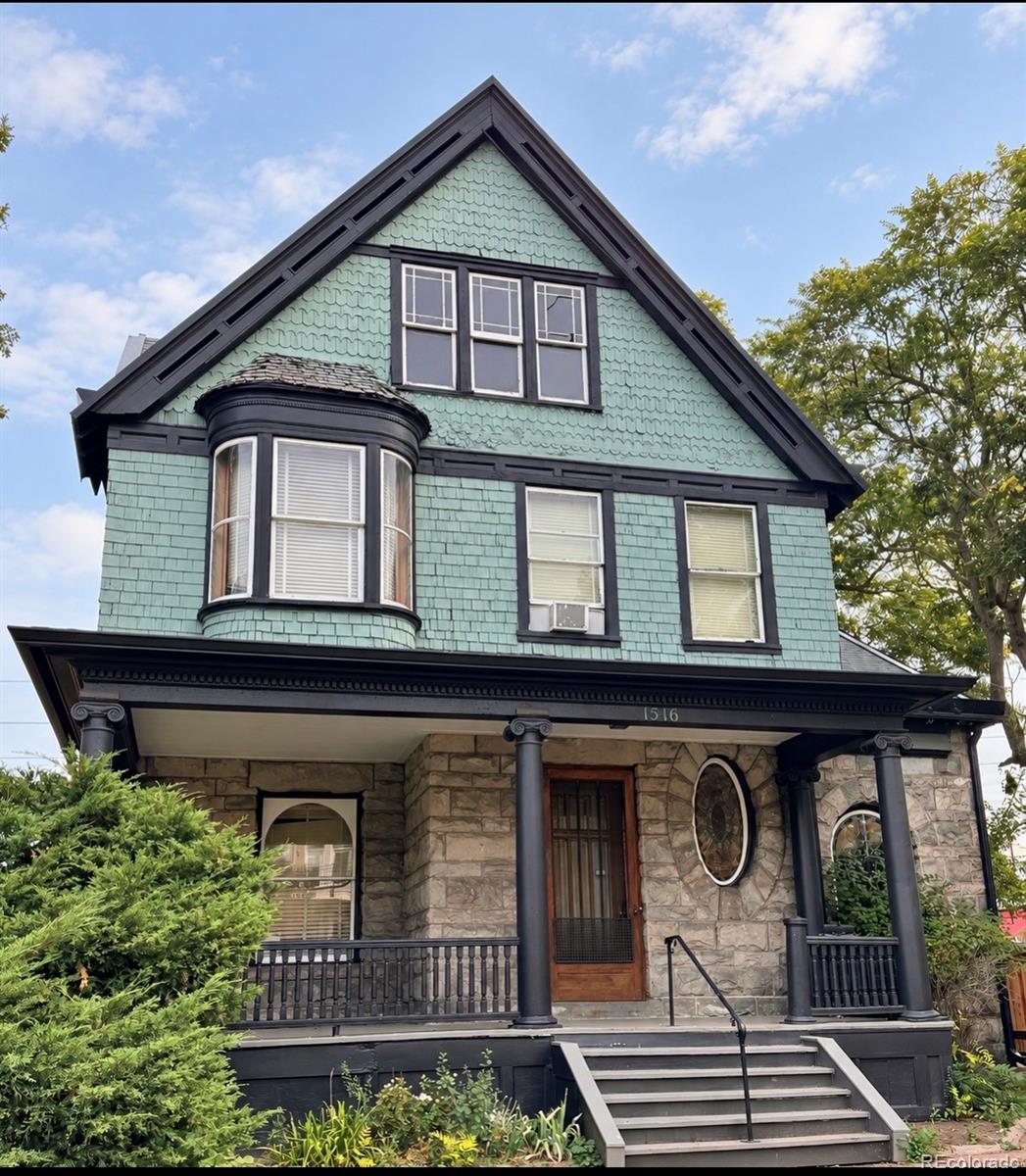 1516 Vine Street