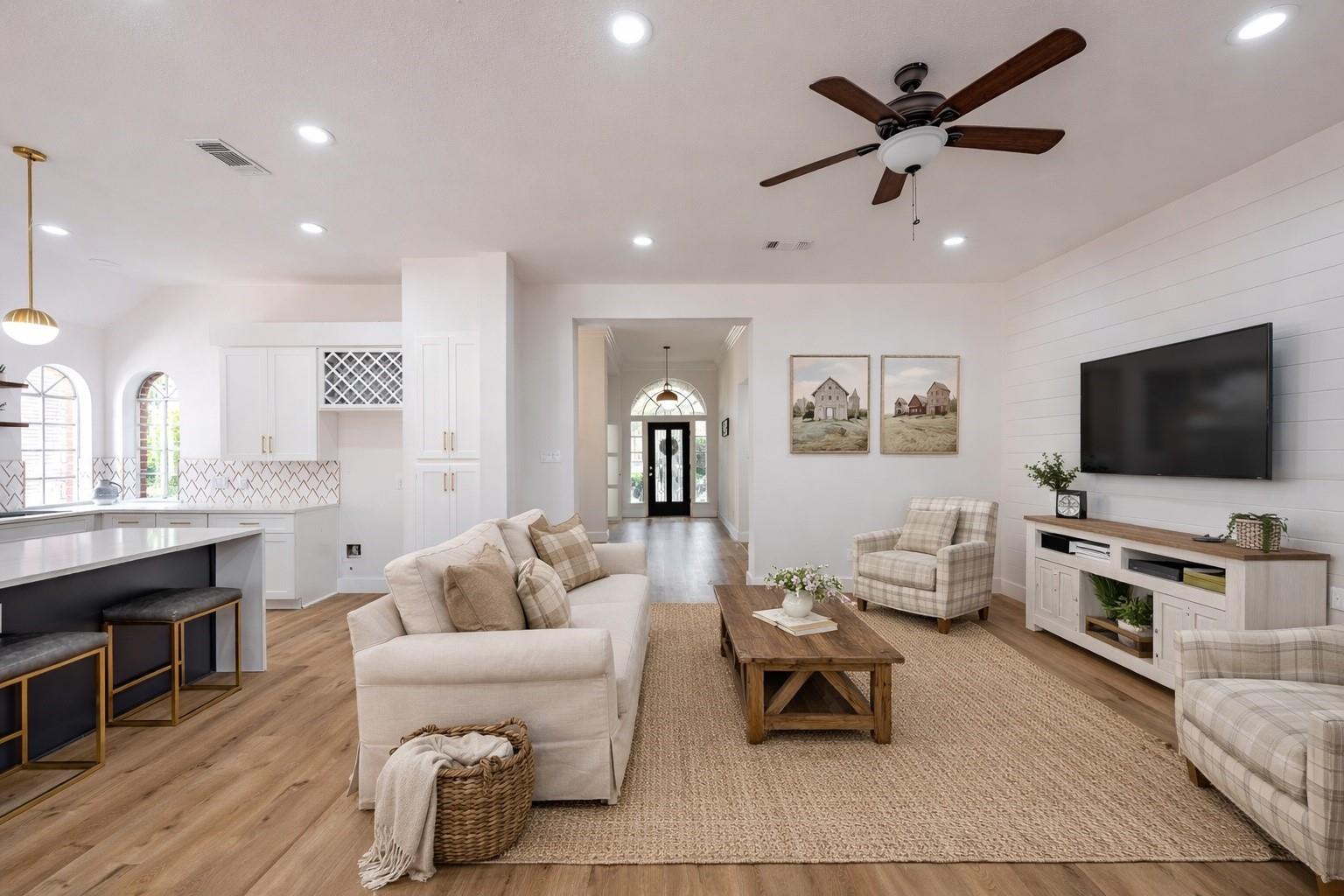 3311 Richland Dr