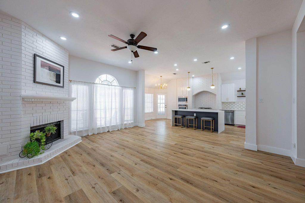 3311 Richland Dr