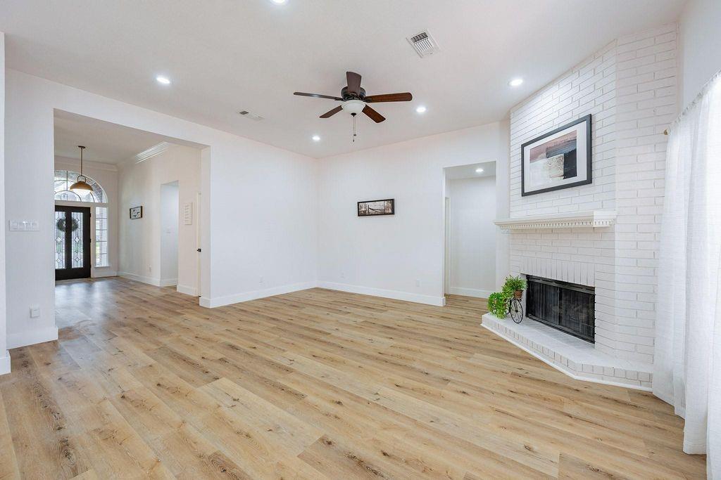3311 Richland Dr