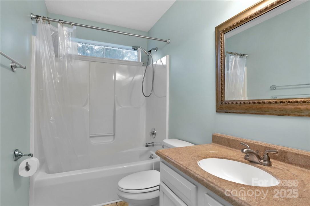 1063 Stirrup Place NW