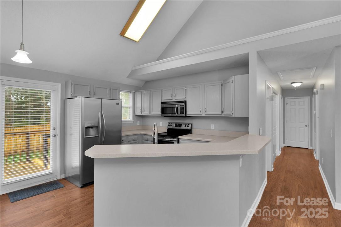 1063 Stirrup Place NW