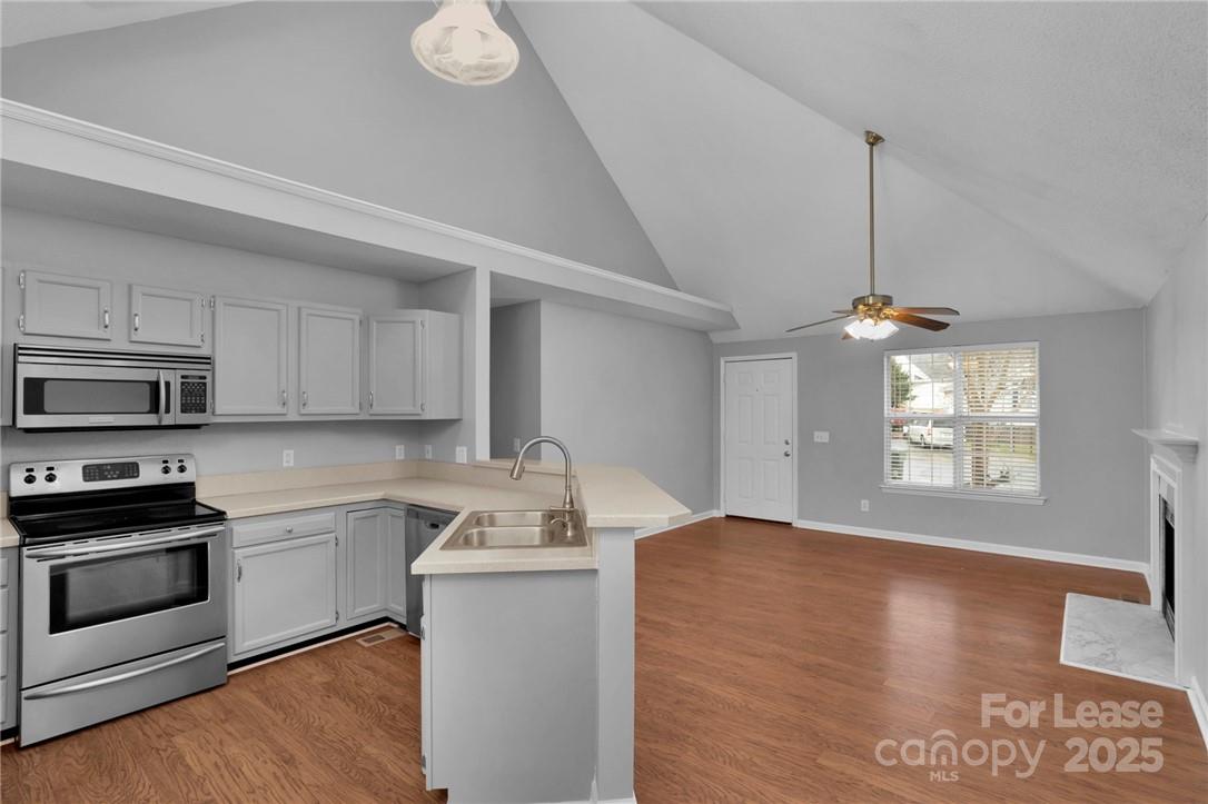 1063 Stirrup Place NW