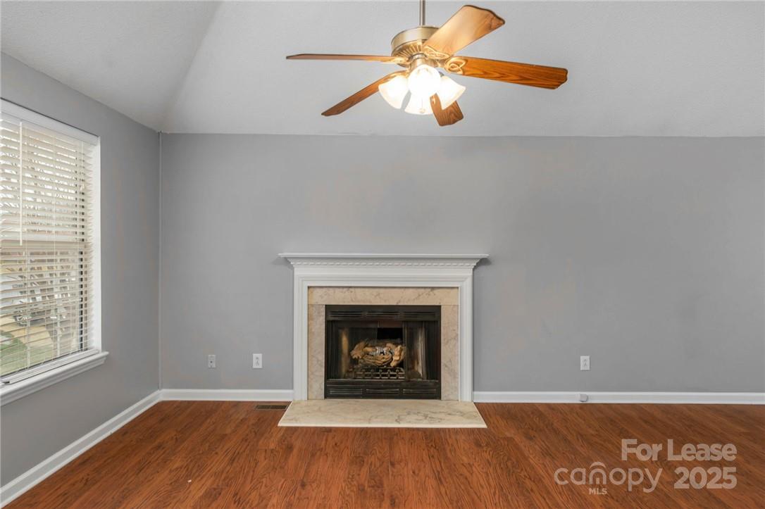 1063 Stirrup Place NW