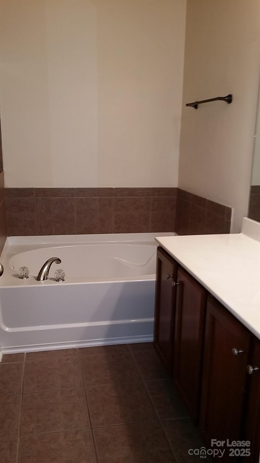 1595 Tranquility Avenue NW