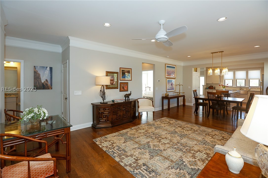 1037 Gleneagle Court