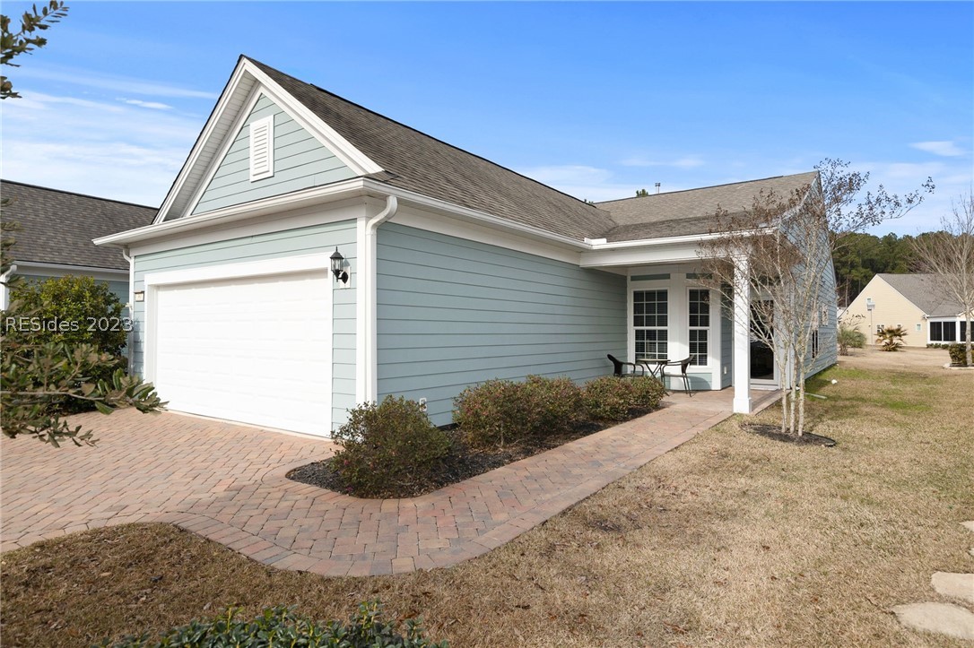 380 Heathwood Drive