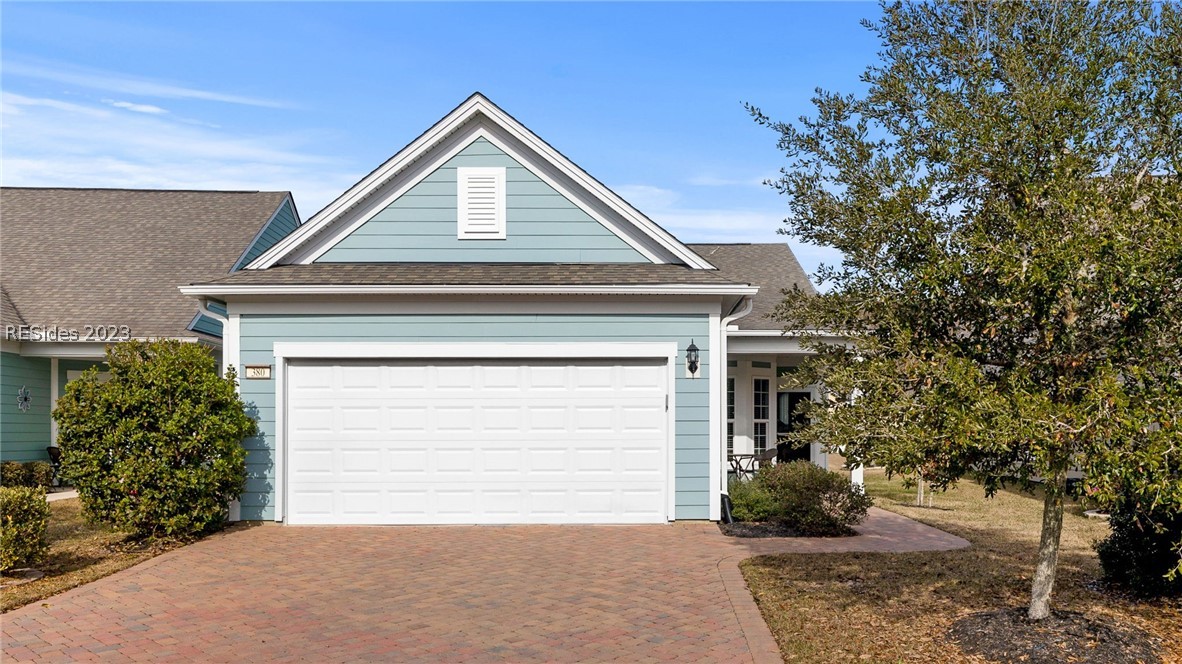 380 Heathwood Drive