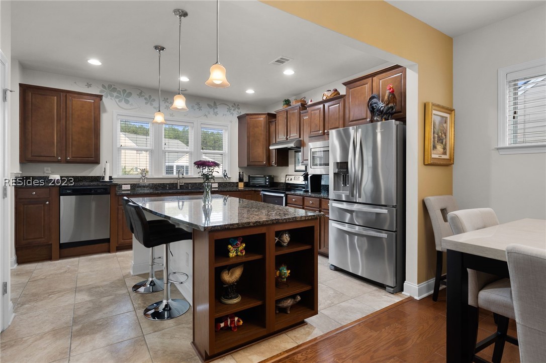 380 Heathwood Drive