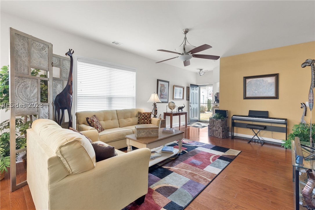380 Heathwood Drive