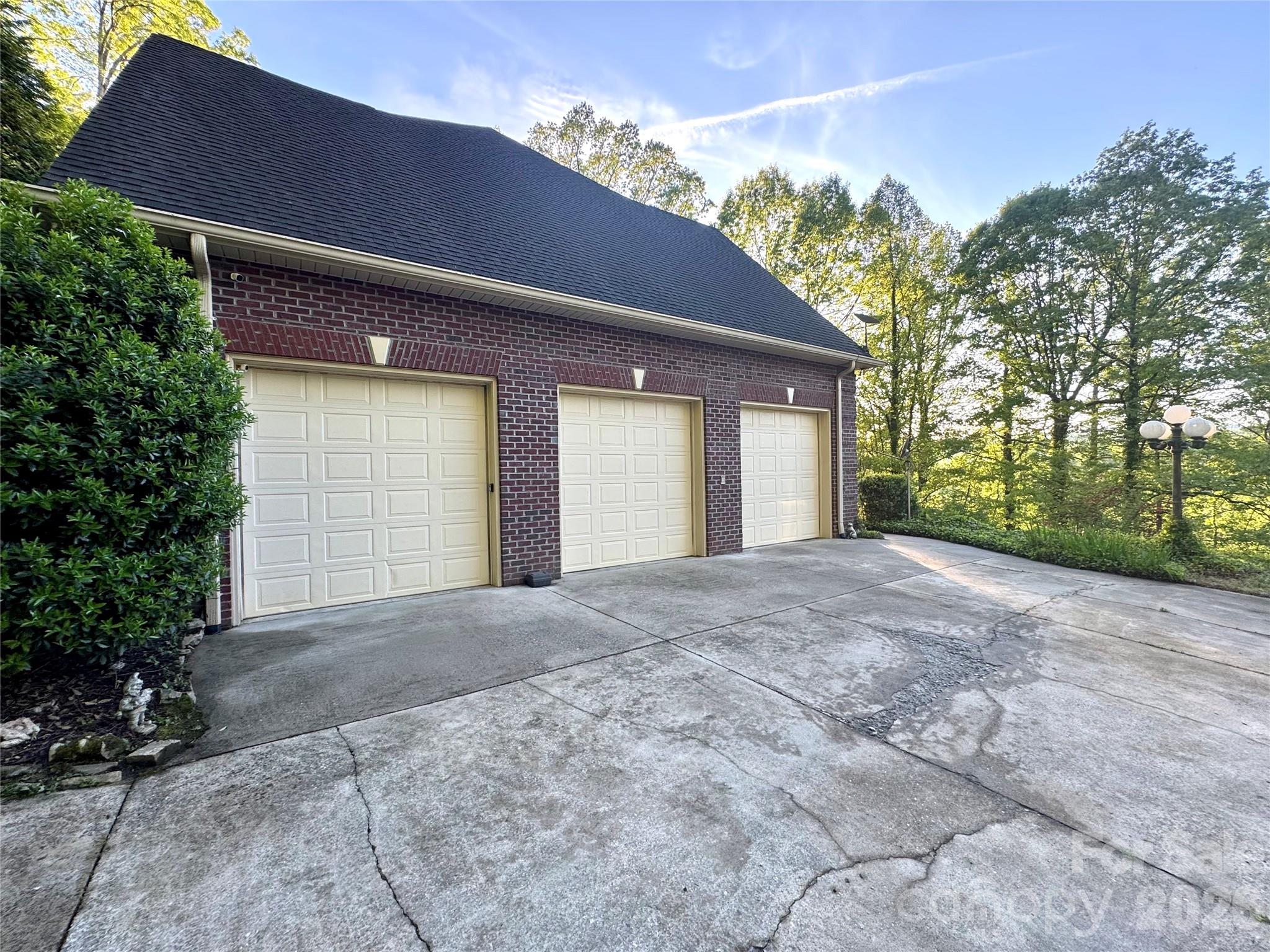 2983 Rockwood Drive
