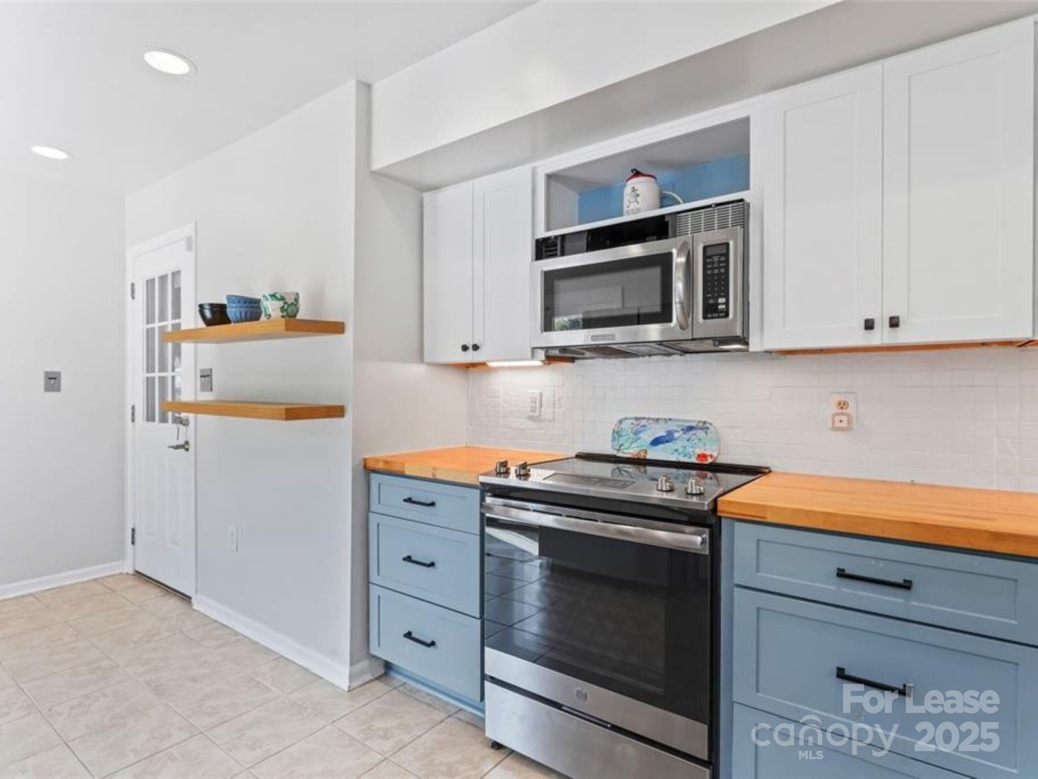 9423 Harlow Creek Road