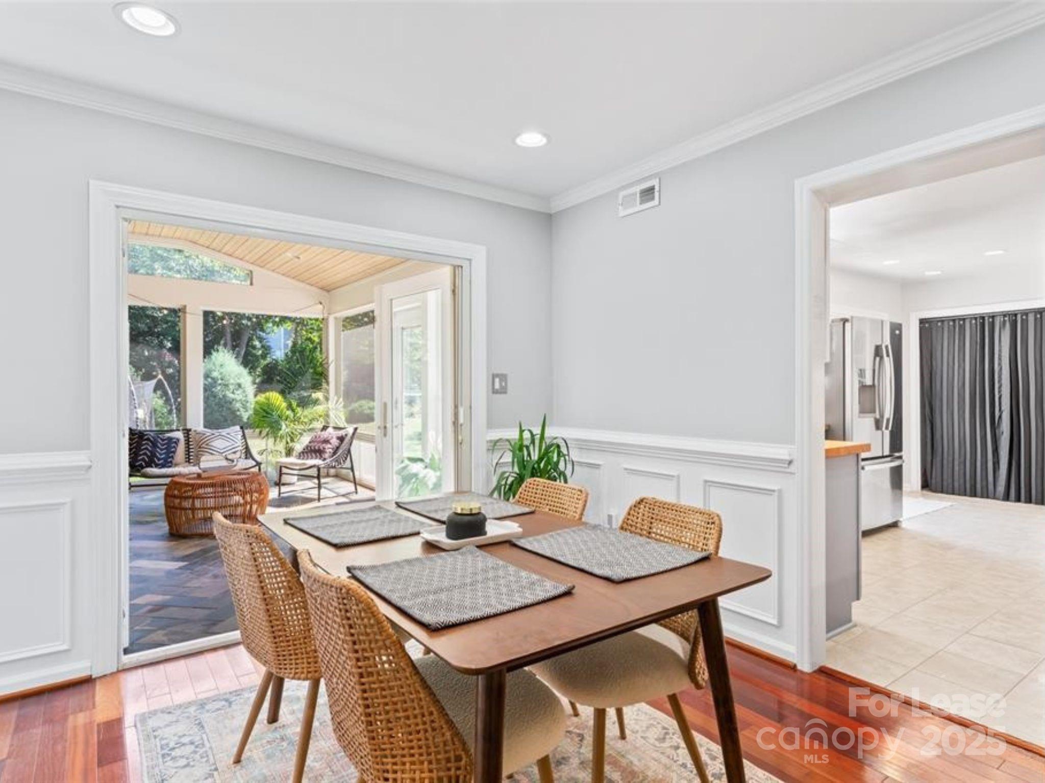 9423 Harlow Creek Road