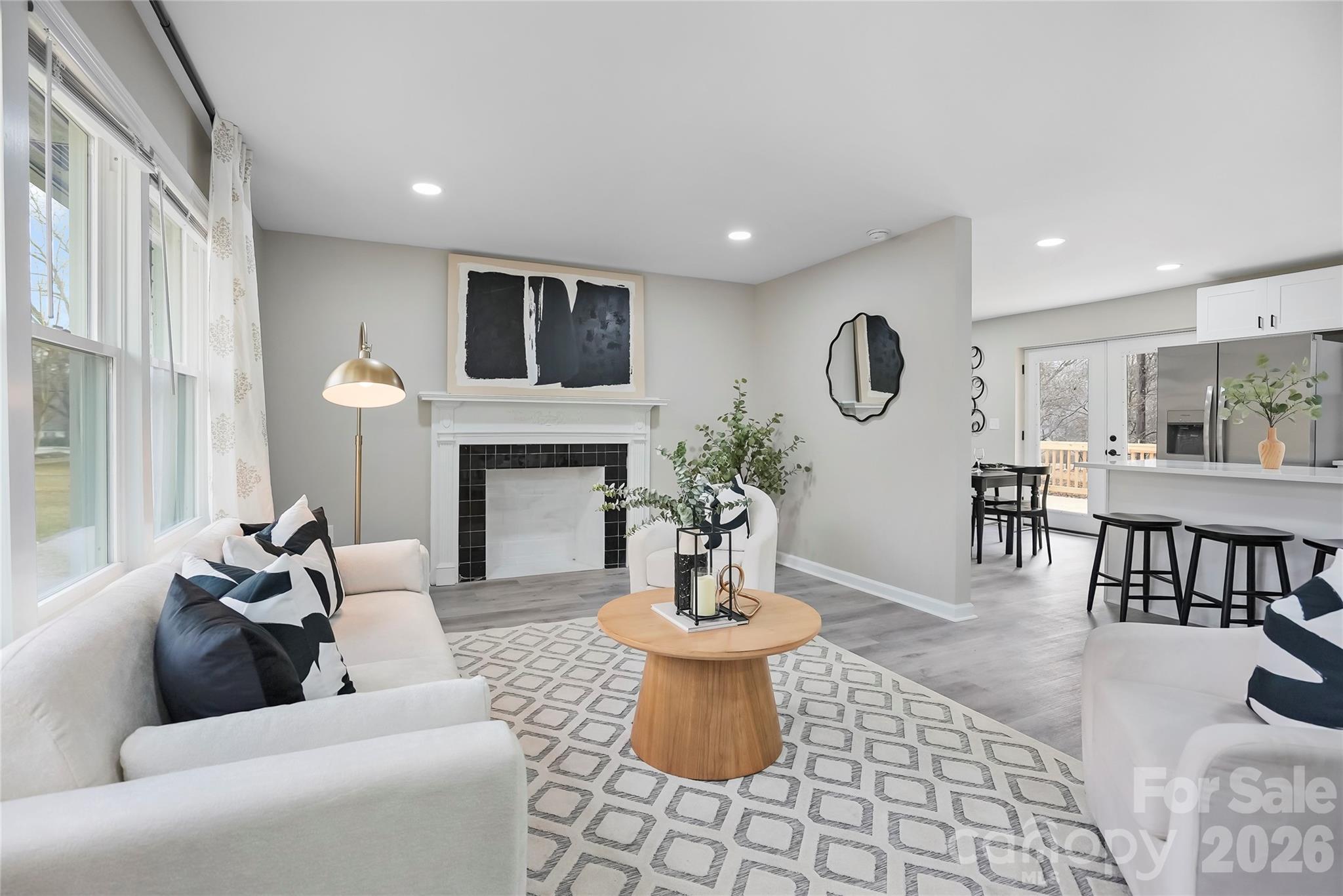 824 Kentberry Drive
