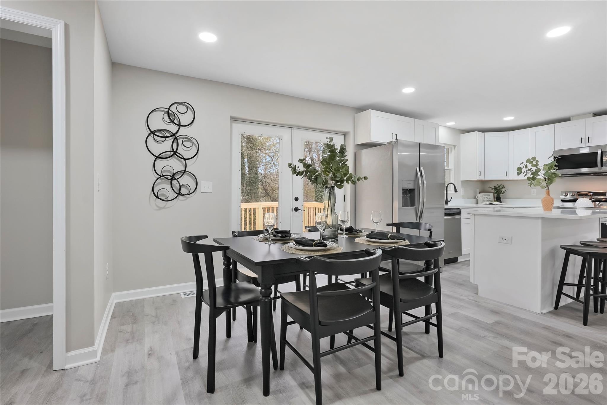 824 Kentberry Drive