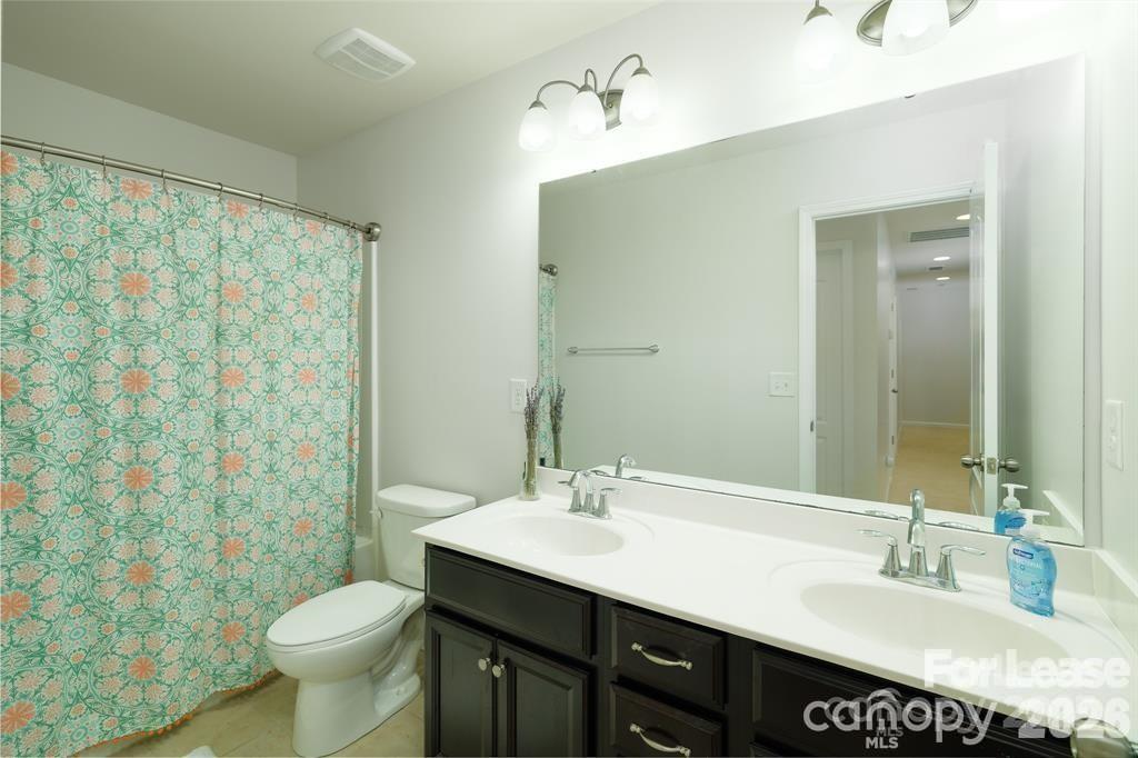 10745 Sapphire Trail