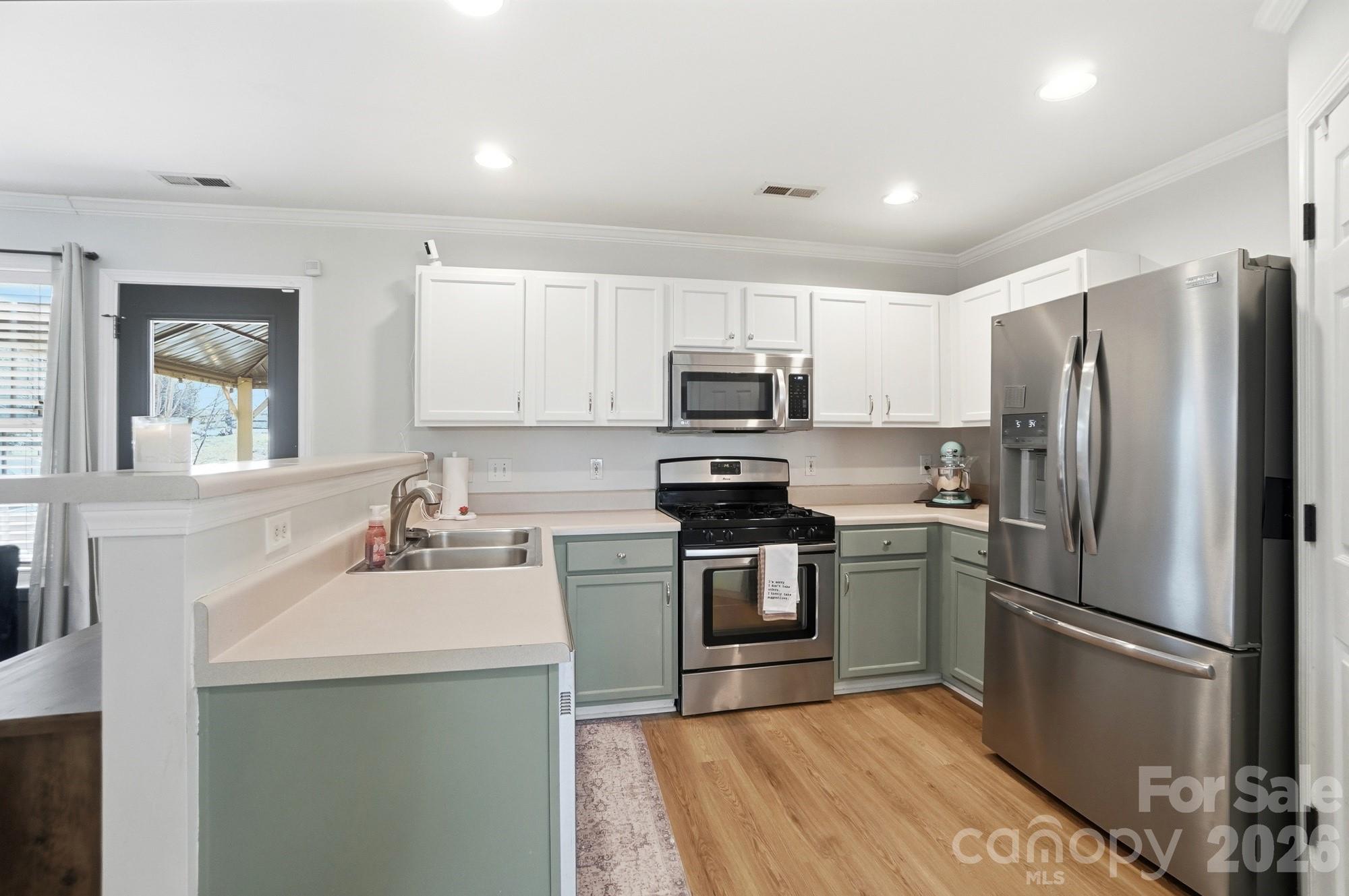 8854 Laurel Run Drive