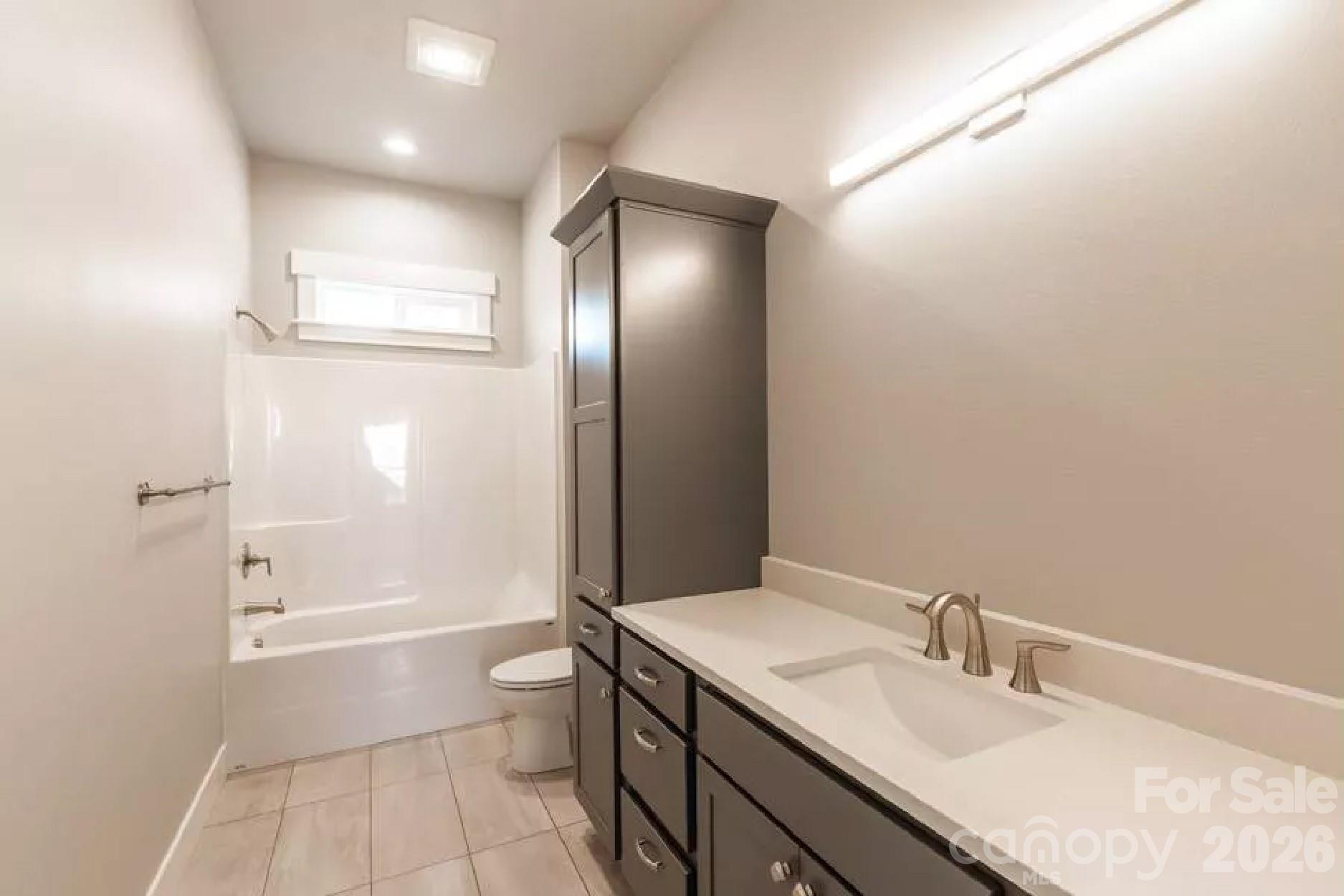 5743 Lake Pointe Drive