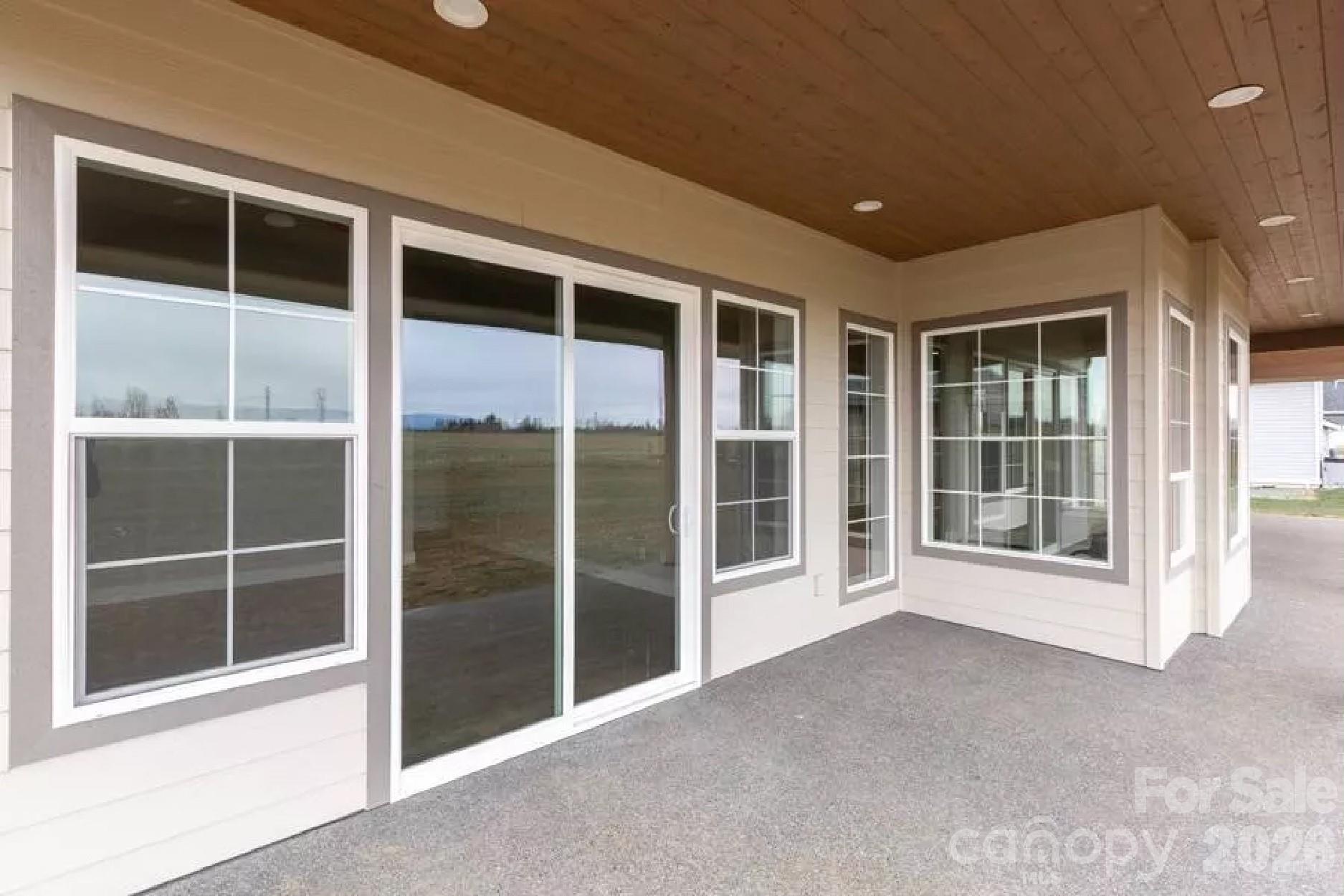 5743 Lake Pointe Drive