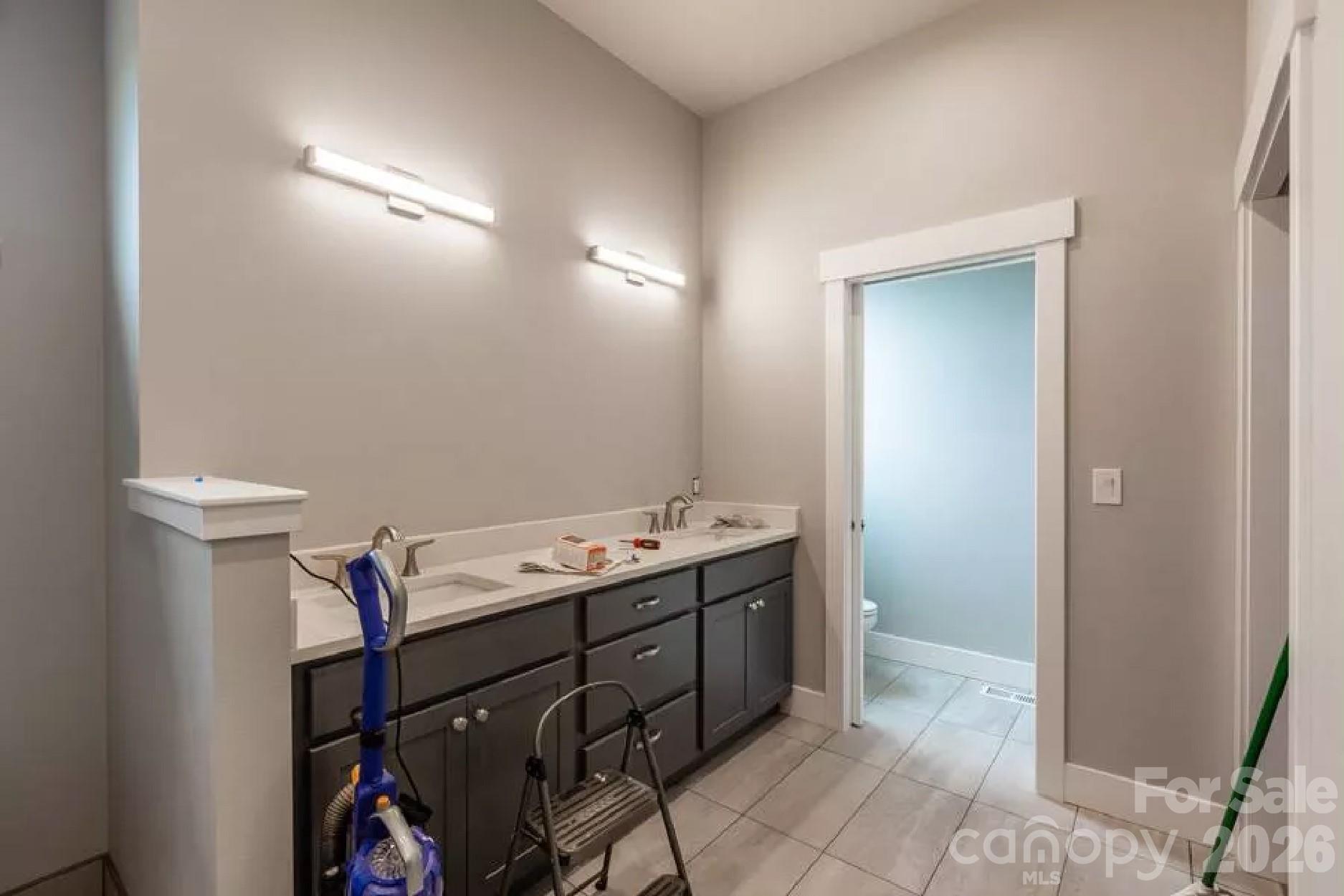 5743 Lake Pointe Drive