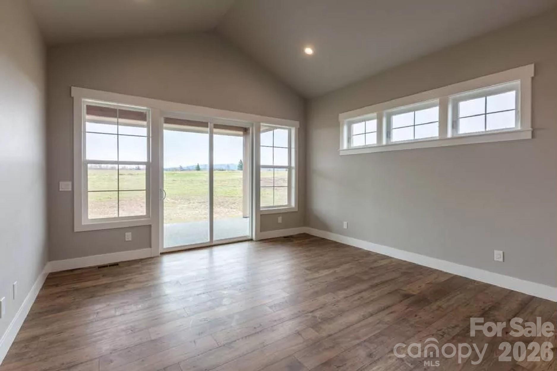 5743 Lake Pointe Drive