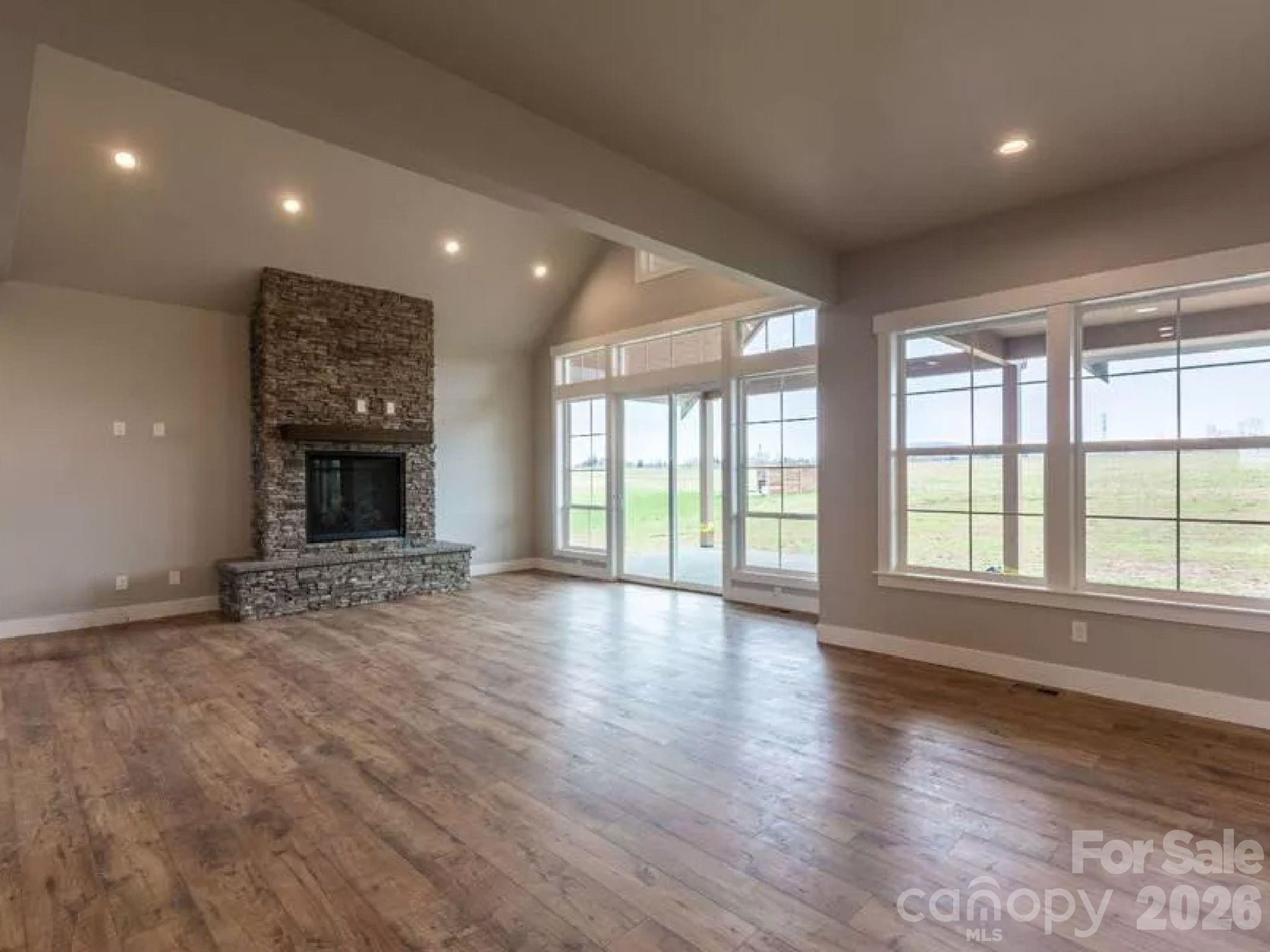 5743 Lake Pointe Drive