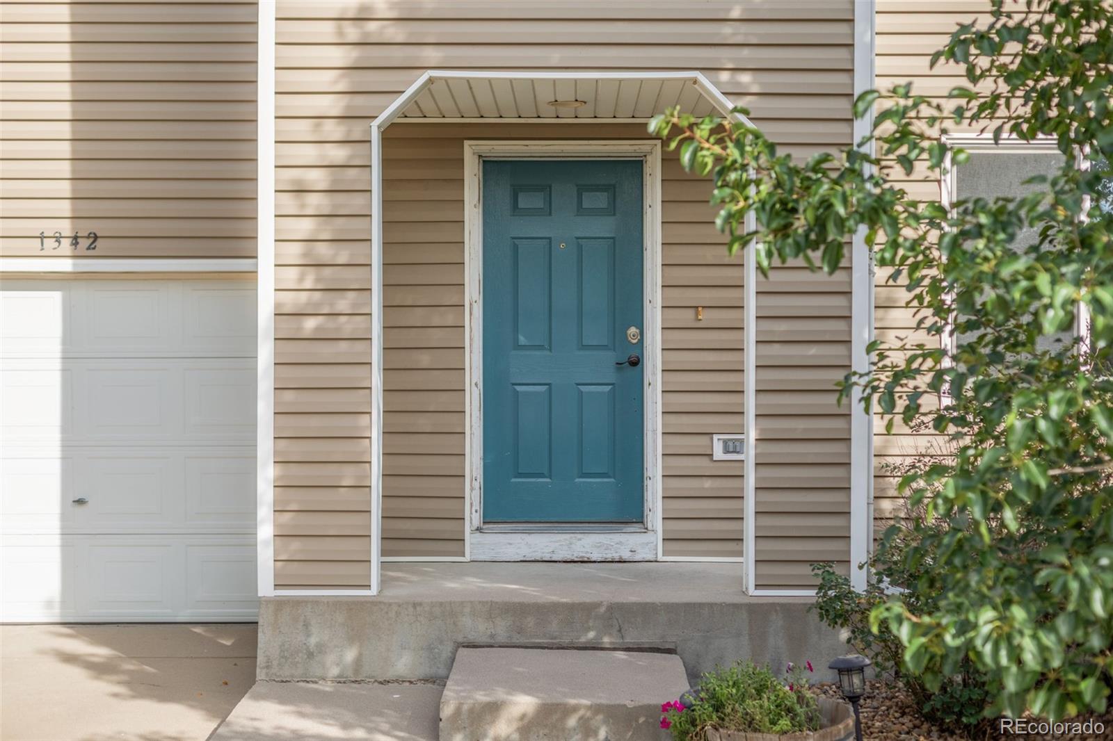 1342 Bluebird Street