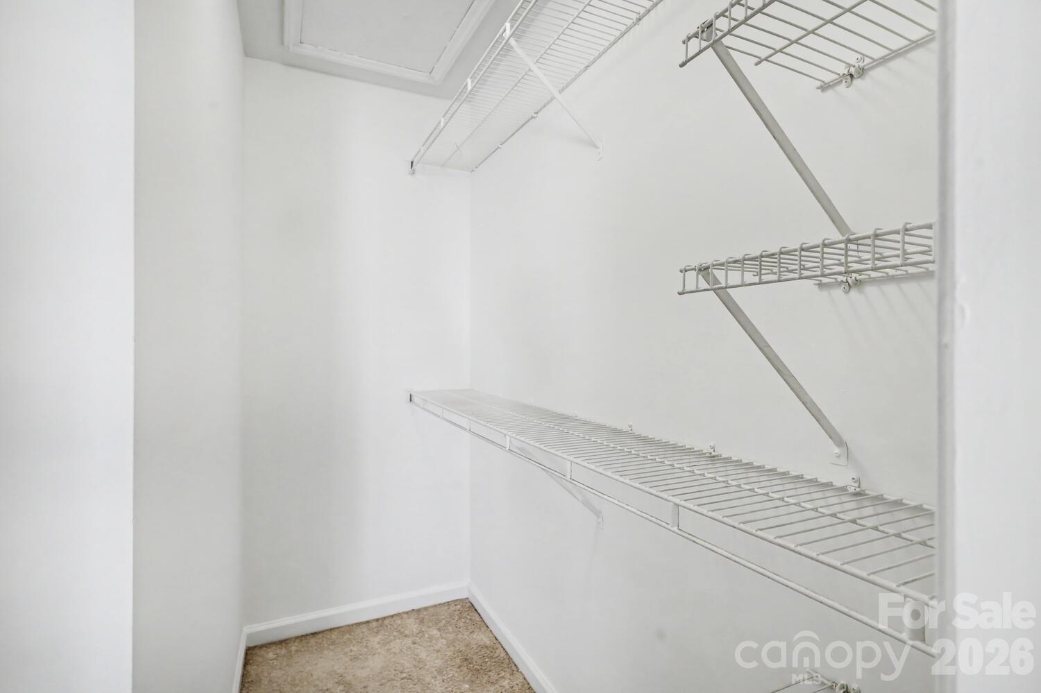525 N Graham Street Unit: 3B