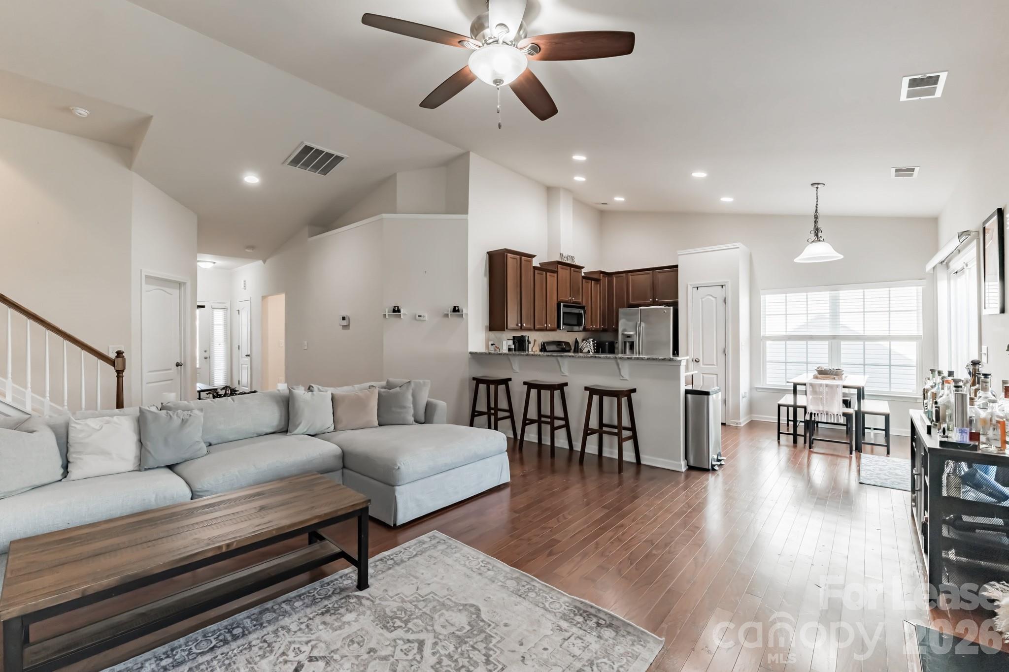 5826 Castlecove Road