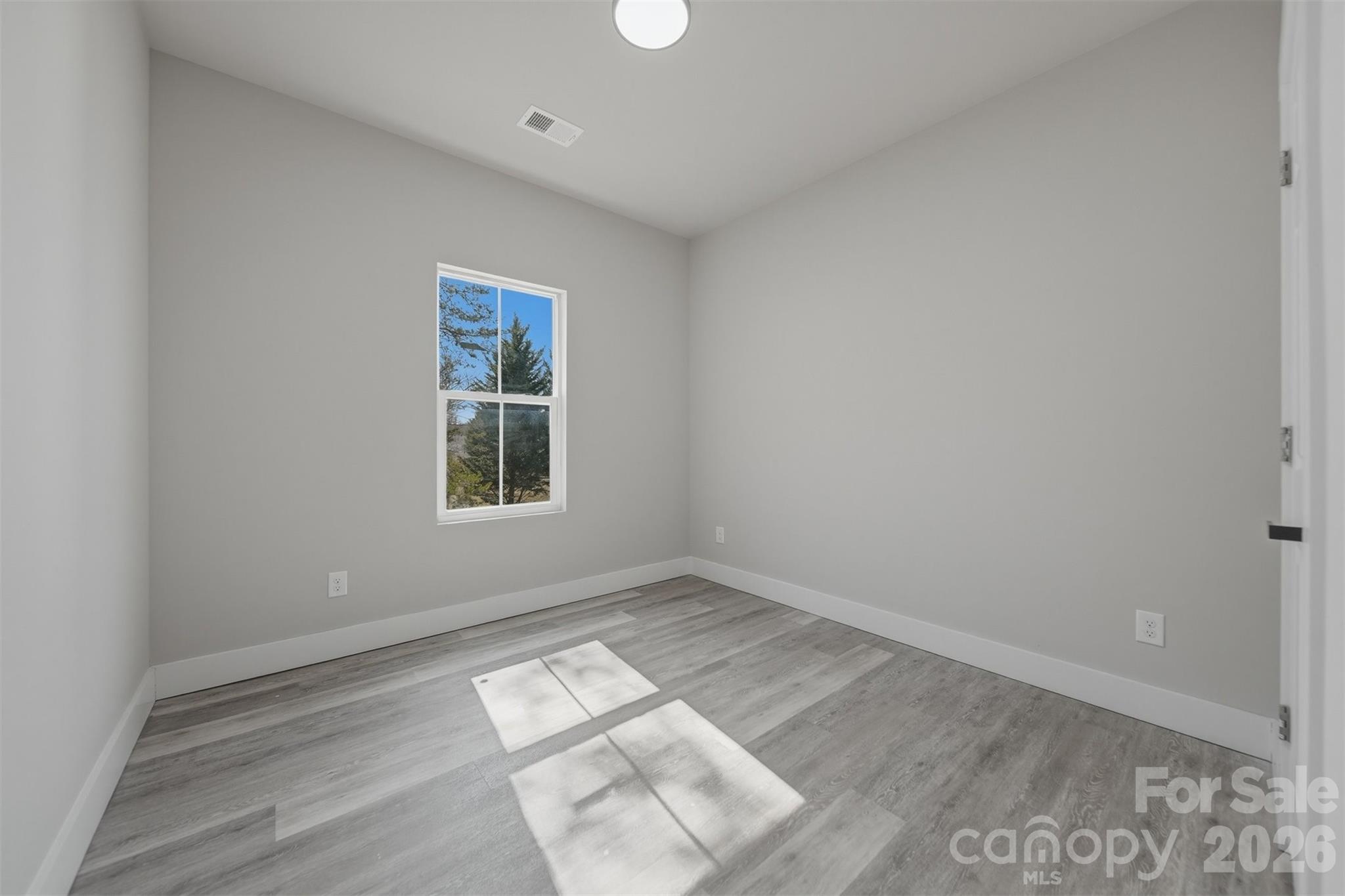 1225 39th Street Circle SW
