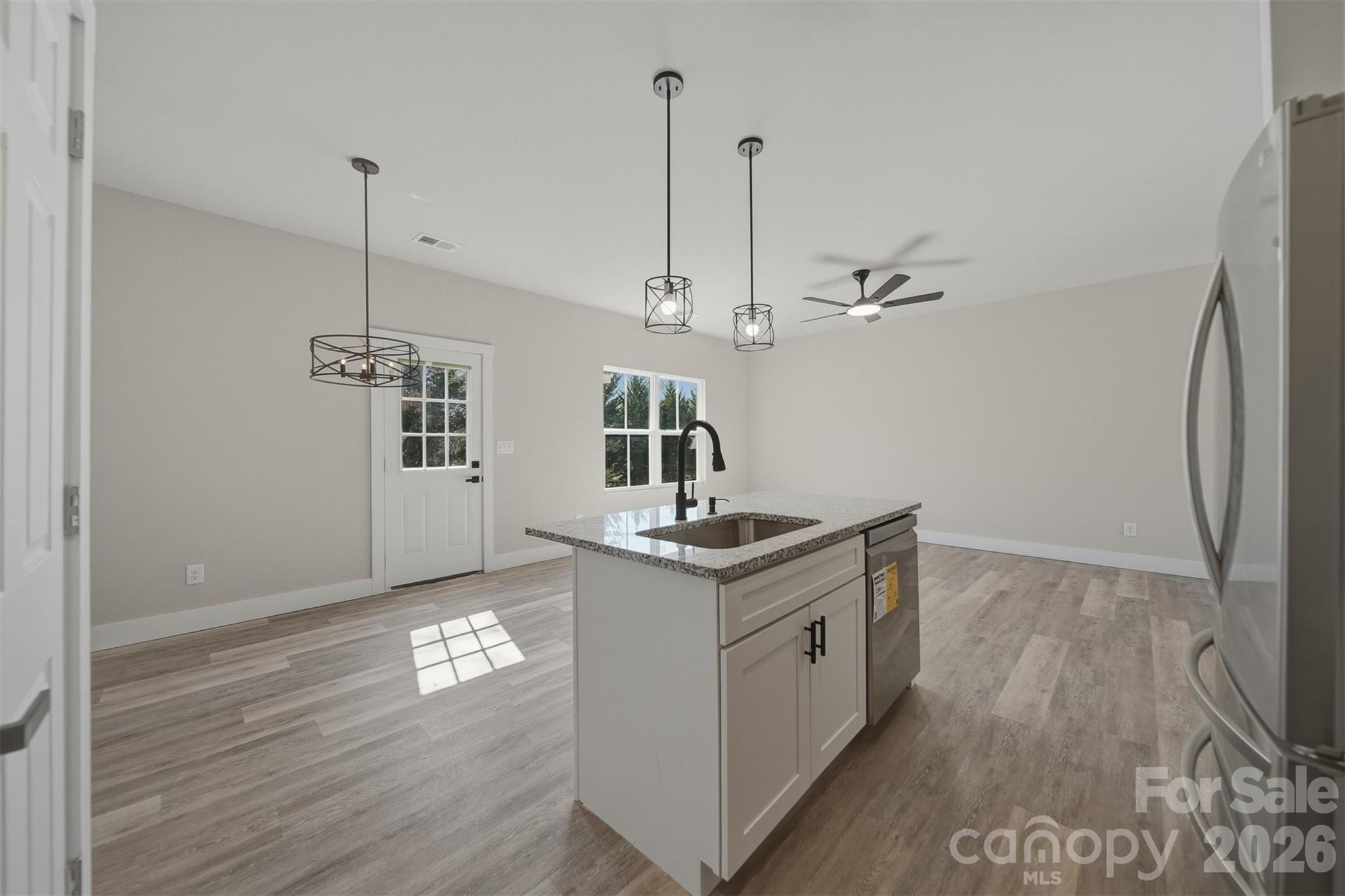 1225 39th Street Circle SW
