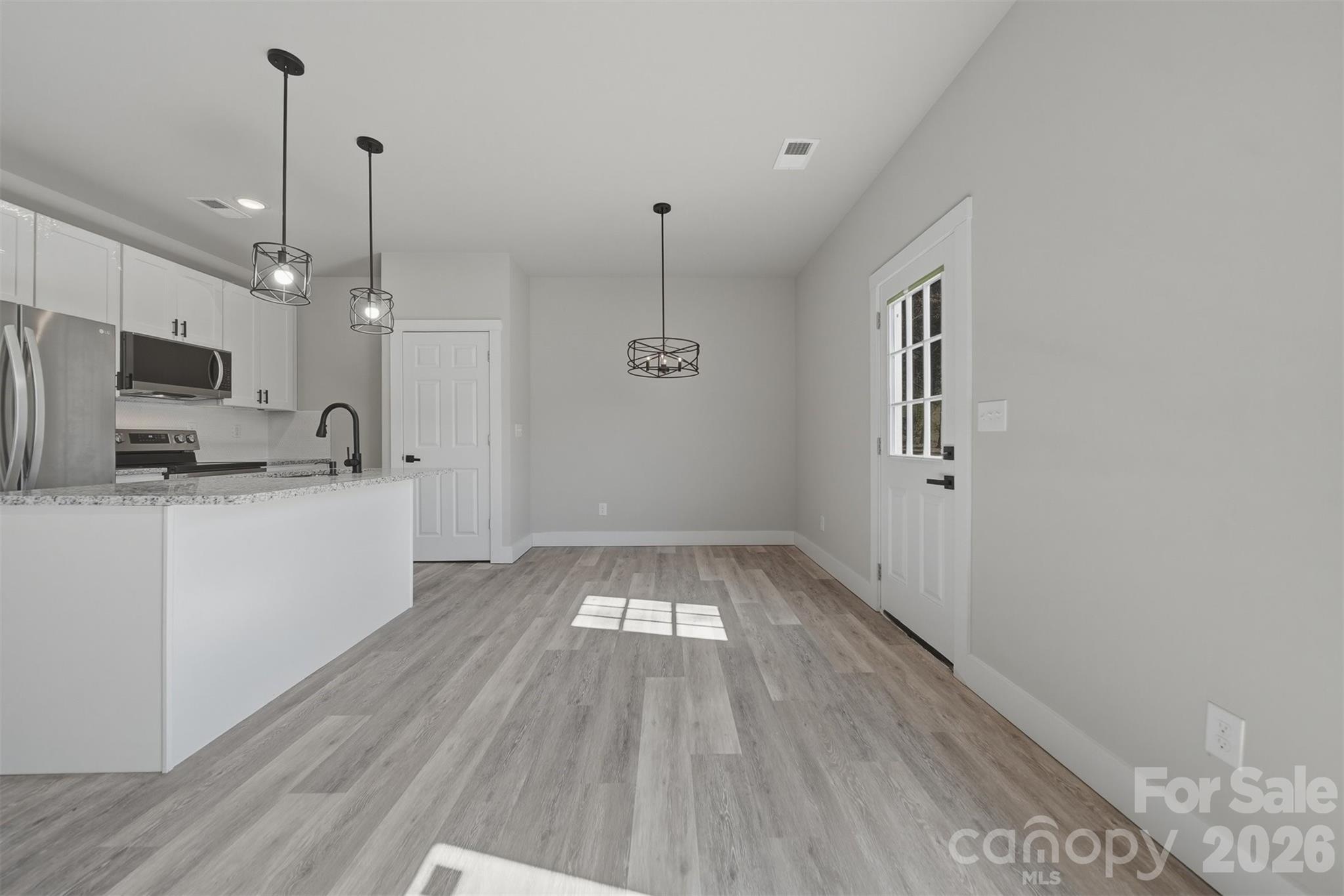 1225 39th Street Circle SW