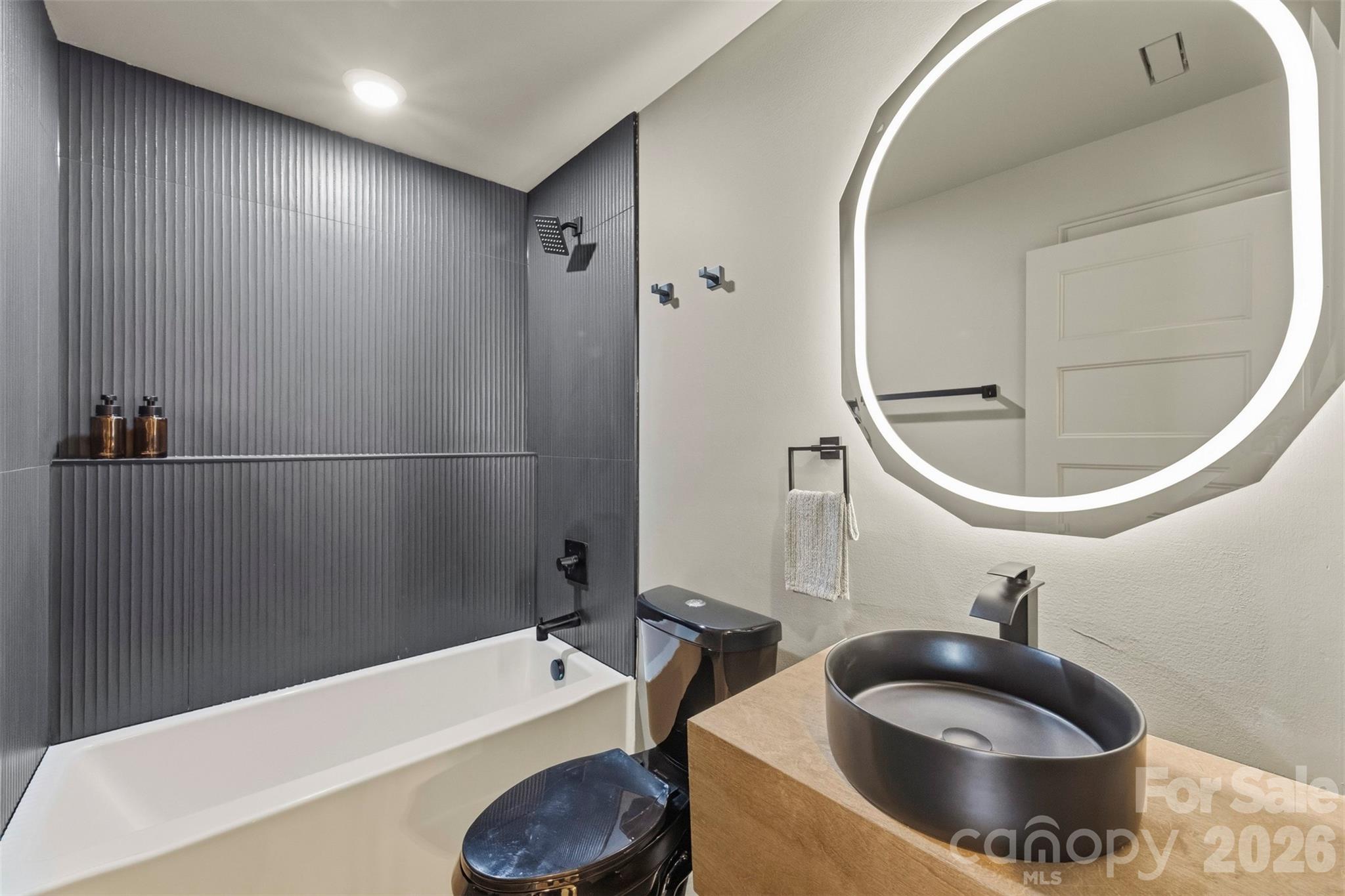 5305 Grand Canyon Road NW