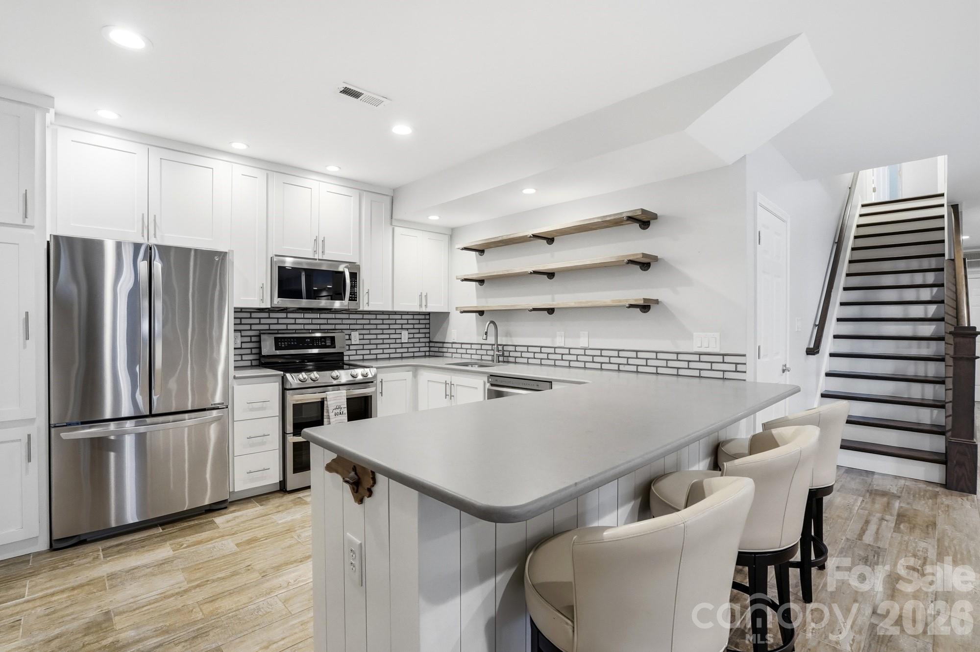 21037 Norman Shores Drive