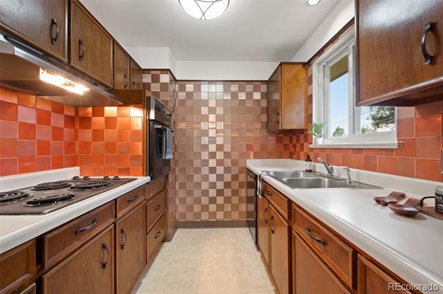 5873 Urban Court