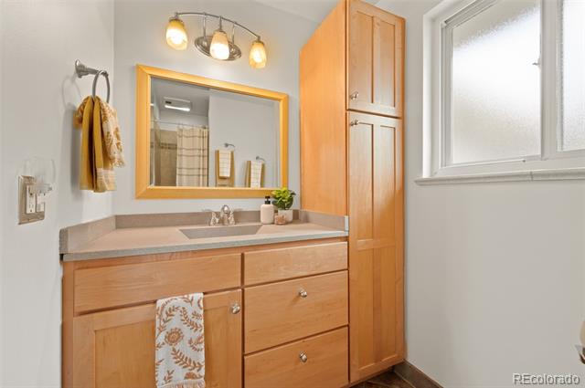 5873 Urban Court