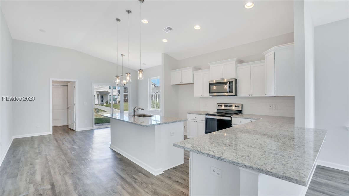 6 Whispering Oaks Circle