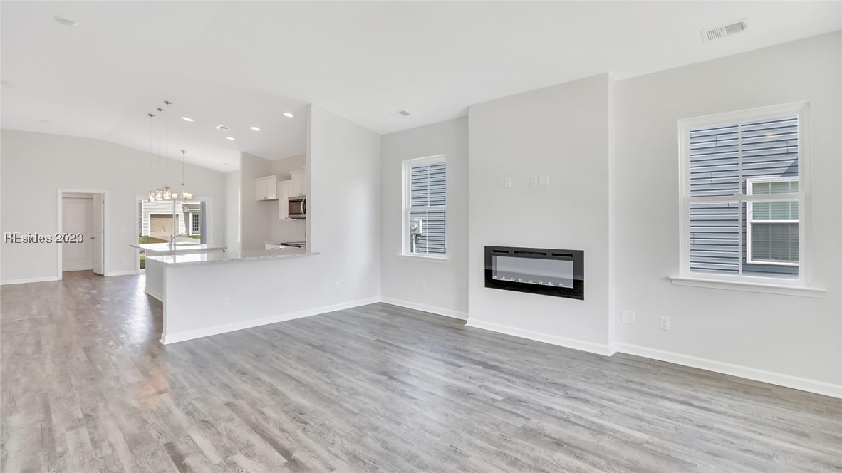 6 Whispering Oaks Circle