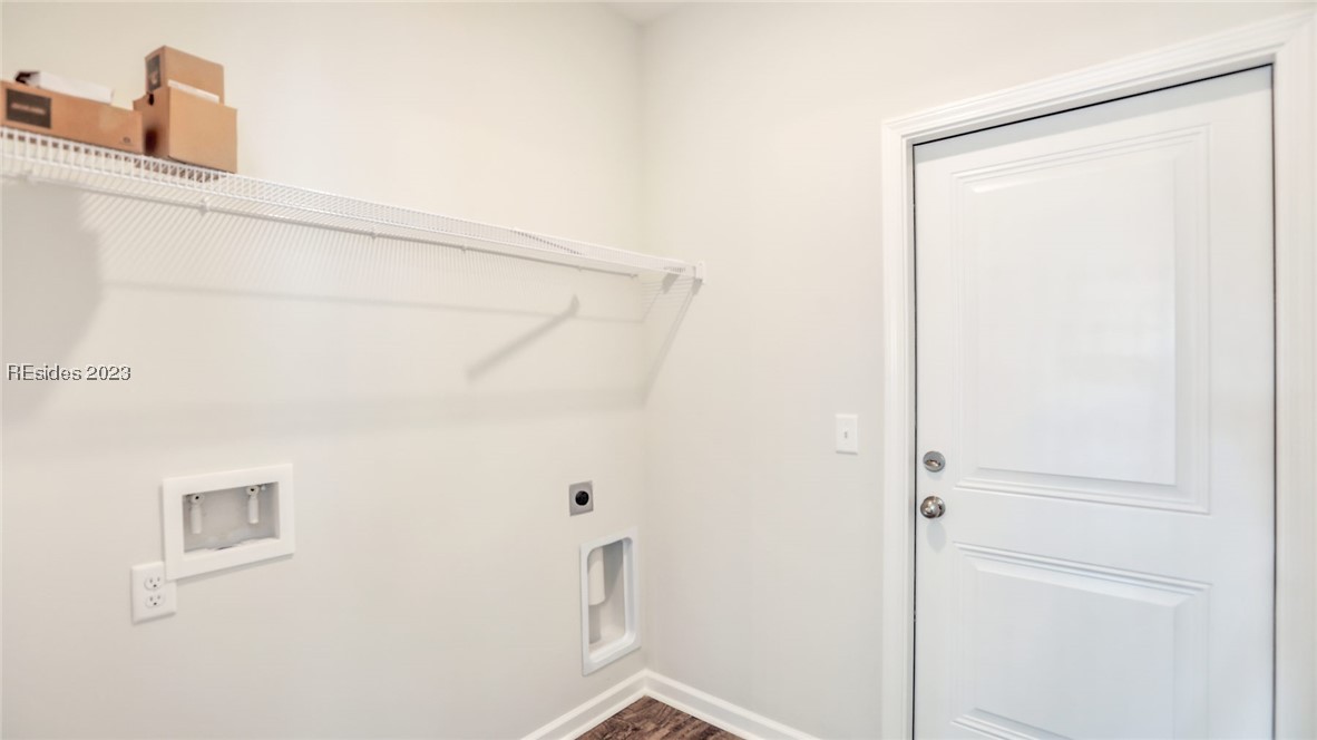 6 Whispering Oaks Circle
