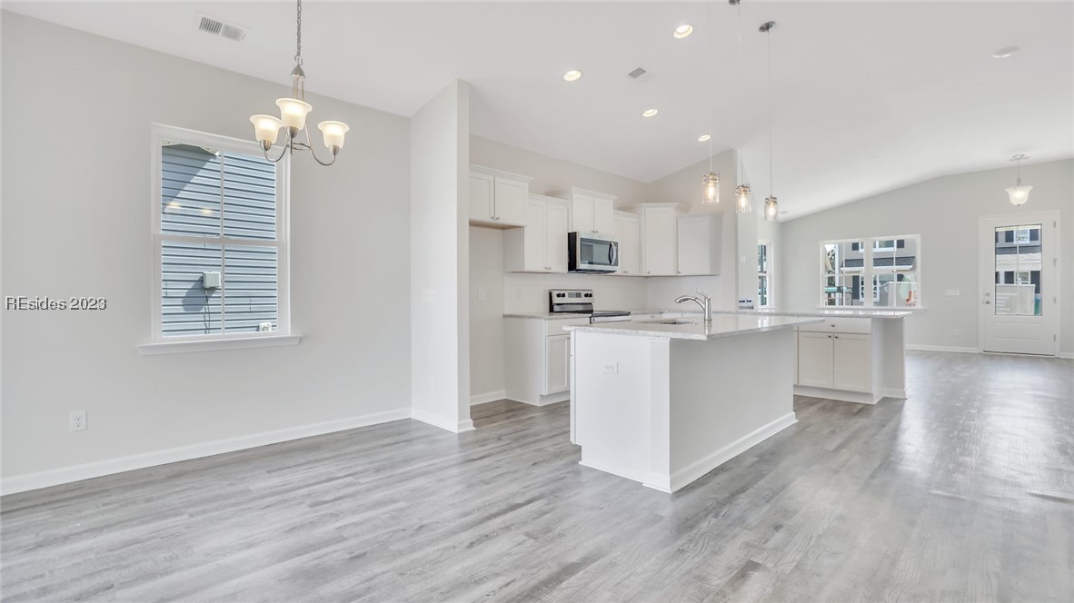 6 Whispering Oaks Circle