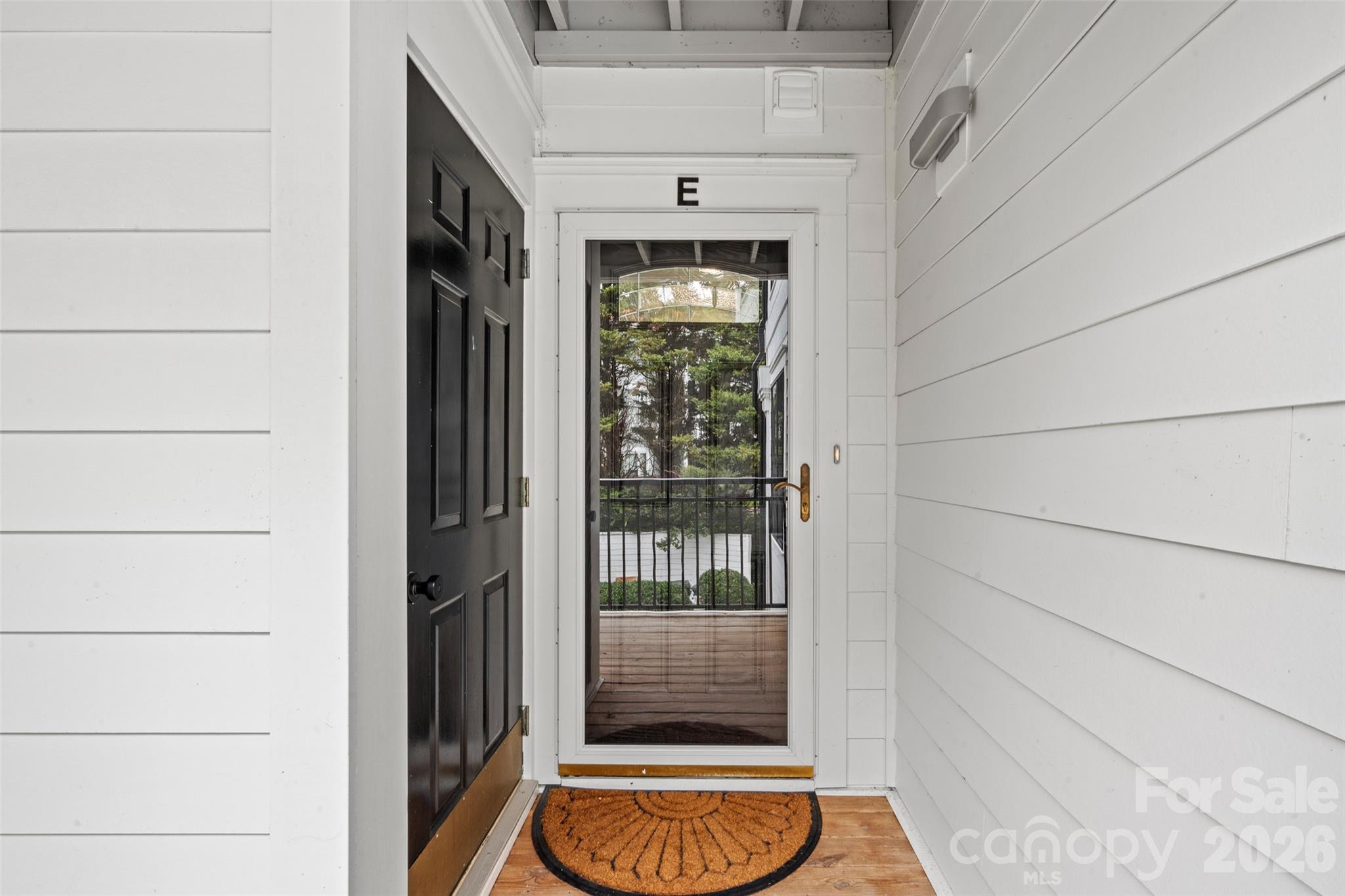 17811 Half Moon Lane