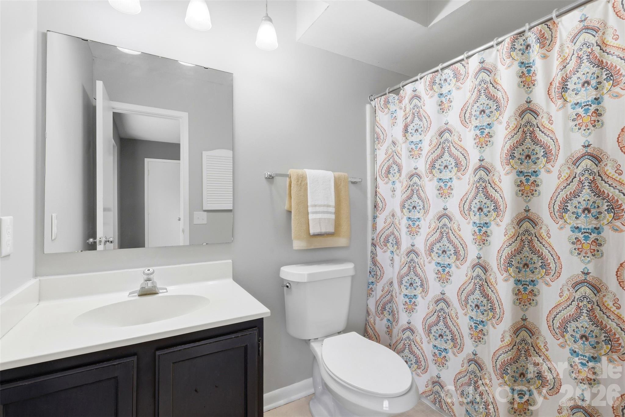 910 Sardis Cove Drive