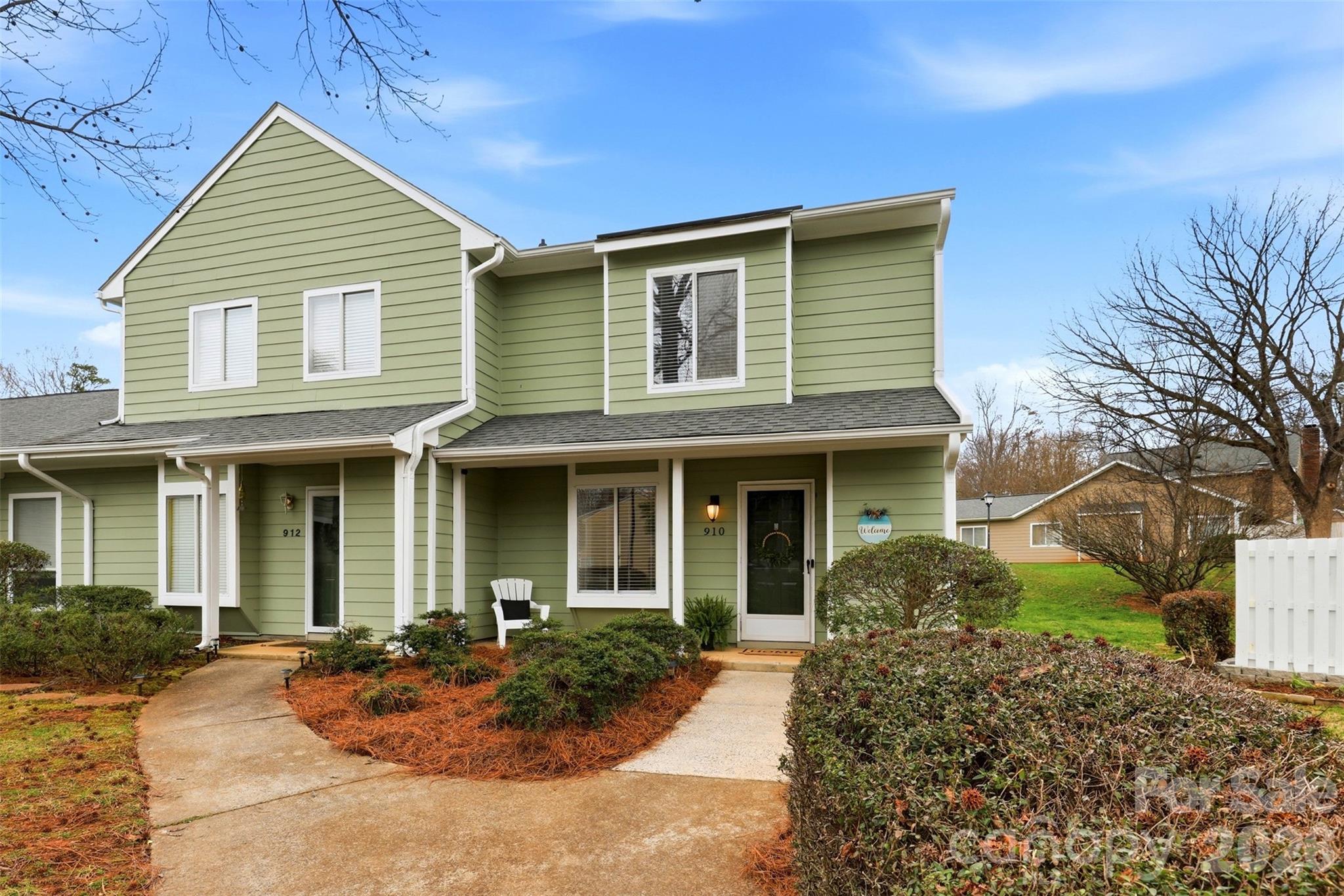 910 Sardis Cove Drive