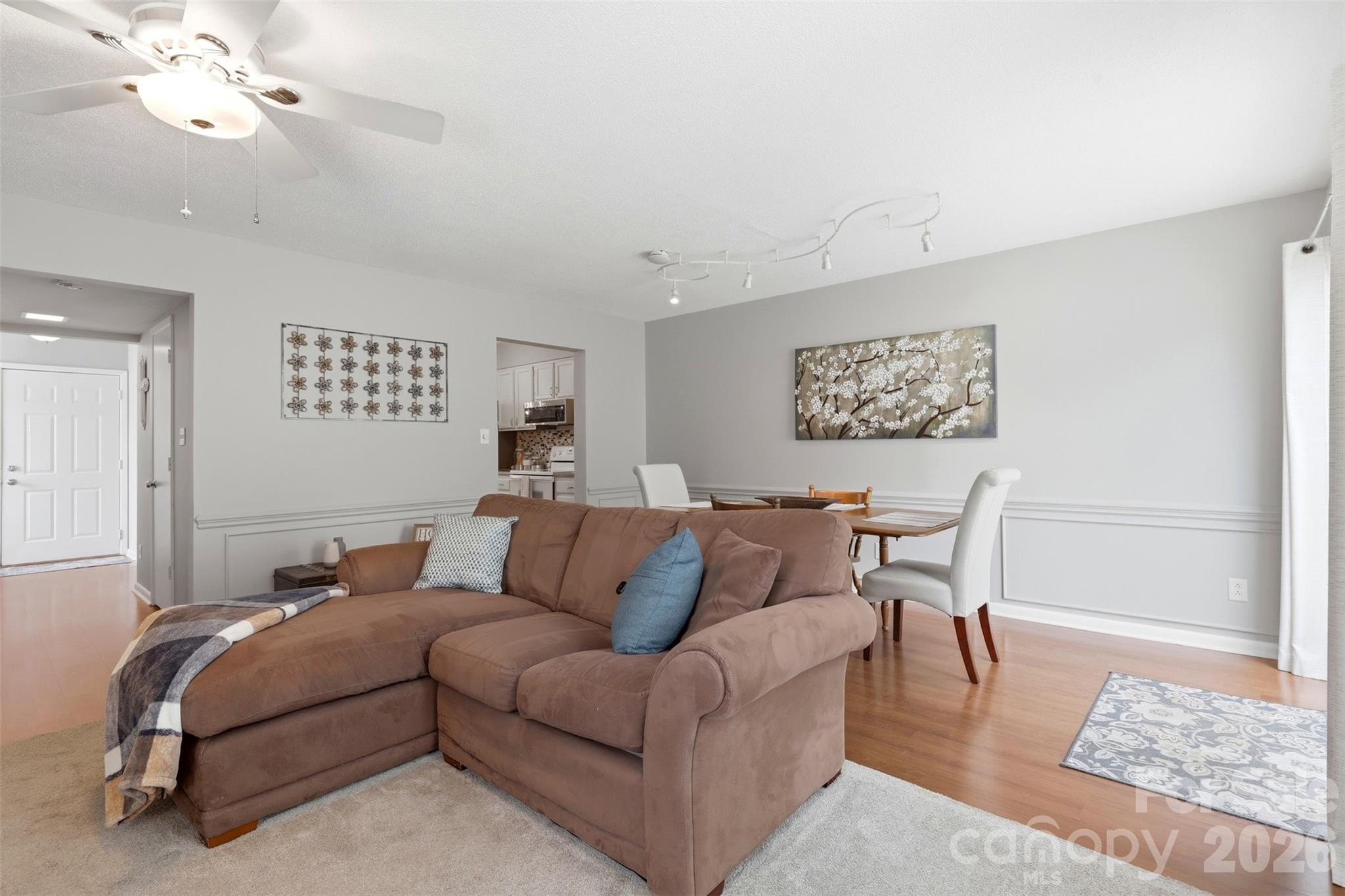 910 Sardis Cove Drive