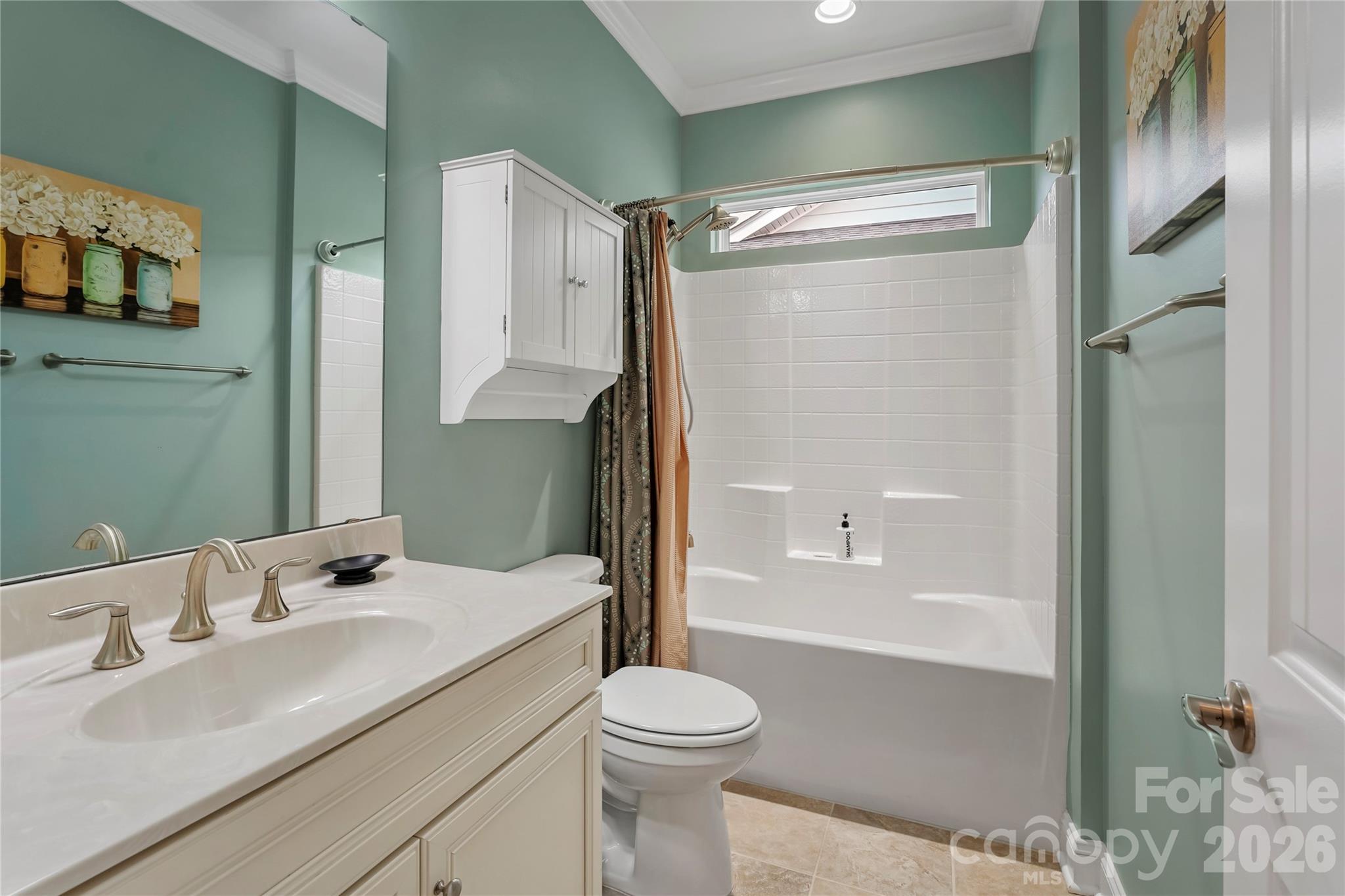 5047 Looking Glass Trail