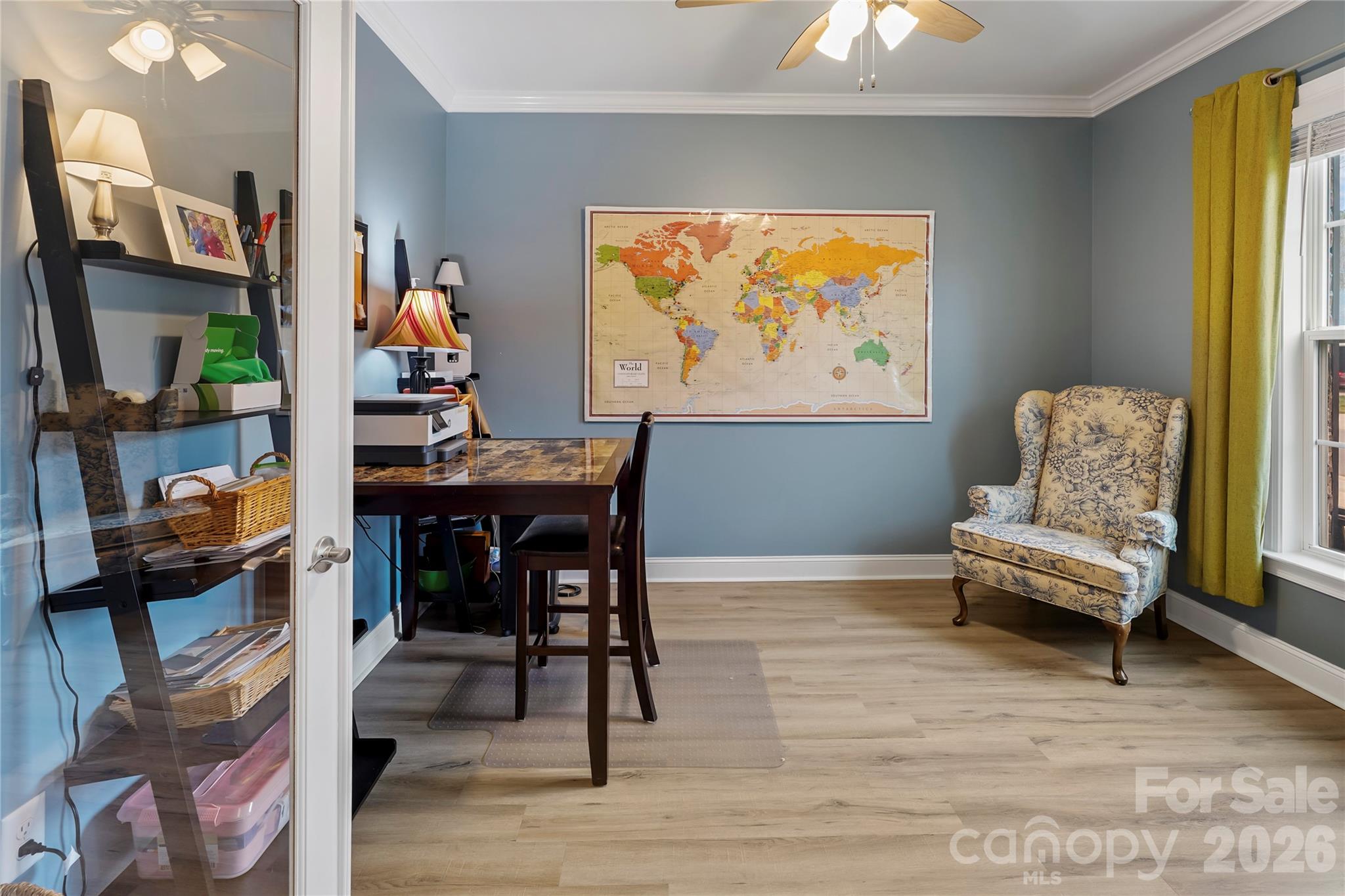 5047 Looking Glass Trail