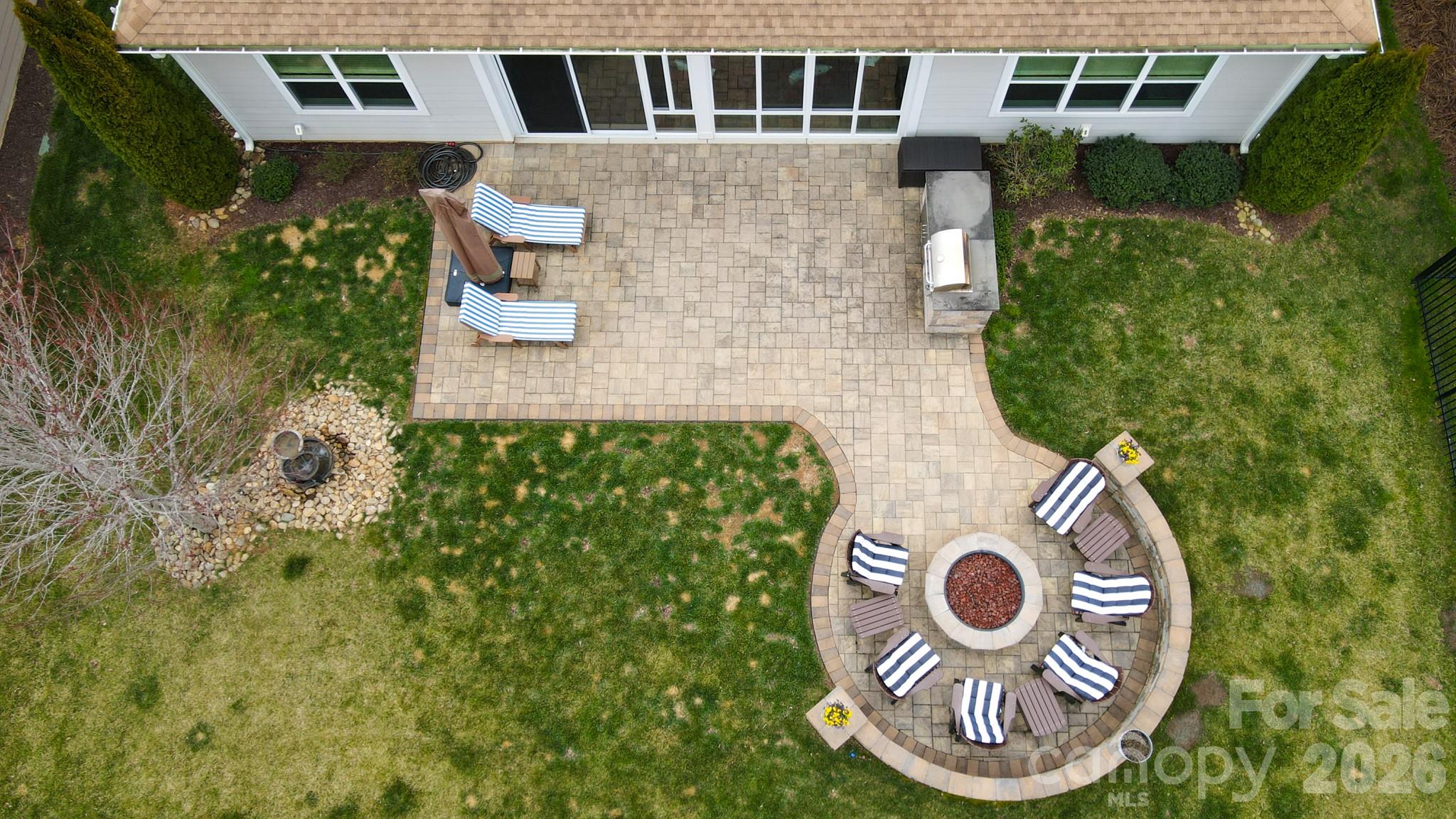 5047 Looking Glass Trail